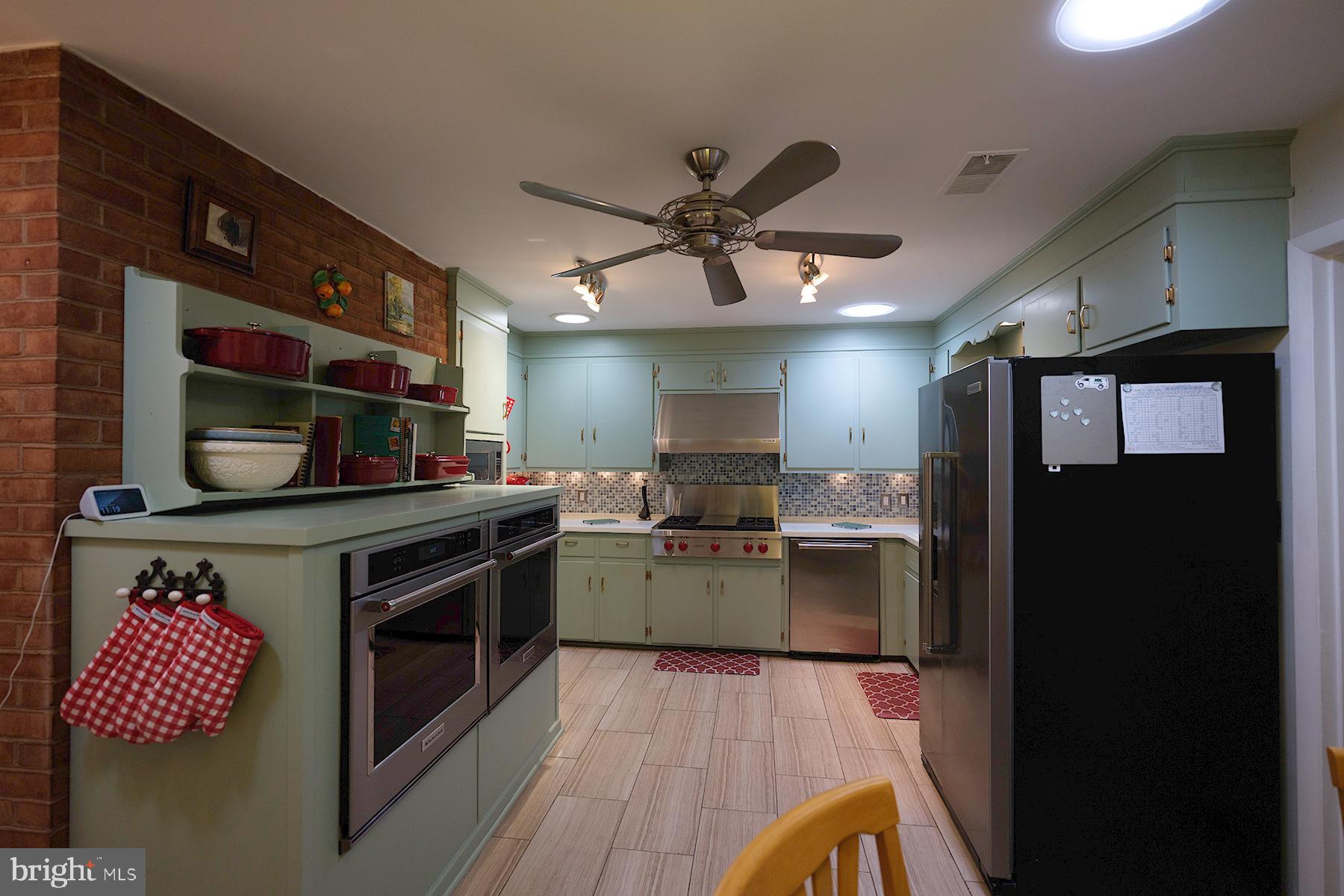 NORTH END - Residential