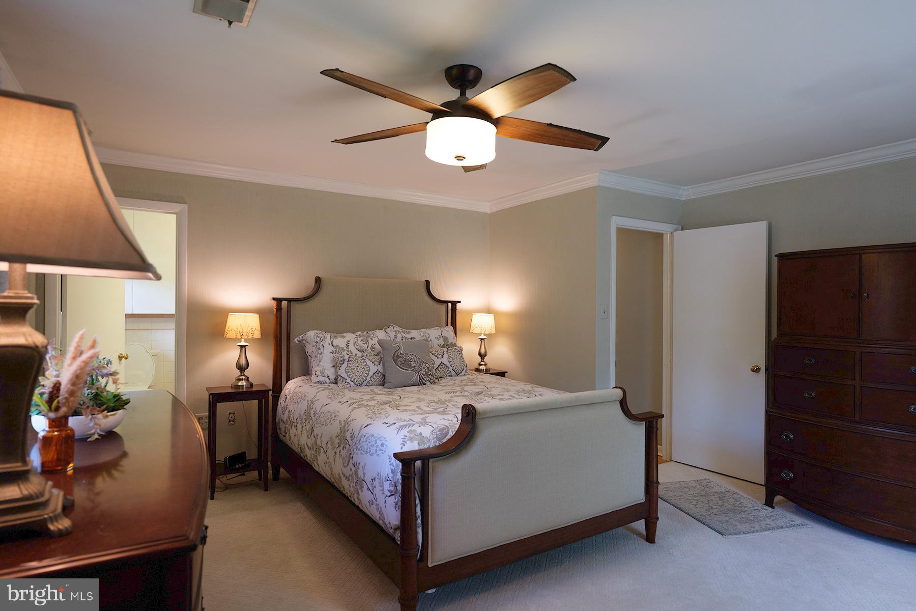 NORTH END - Residential