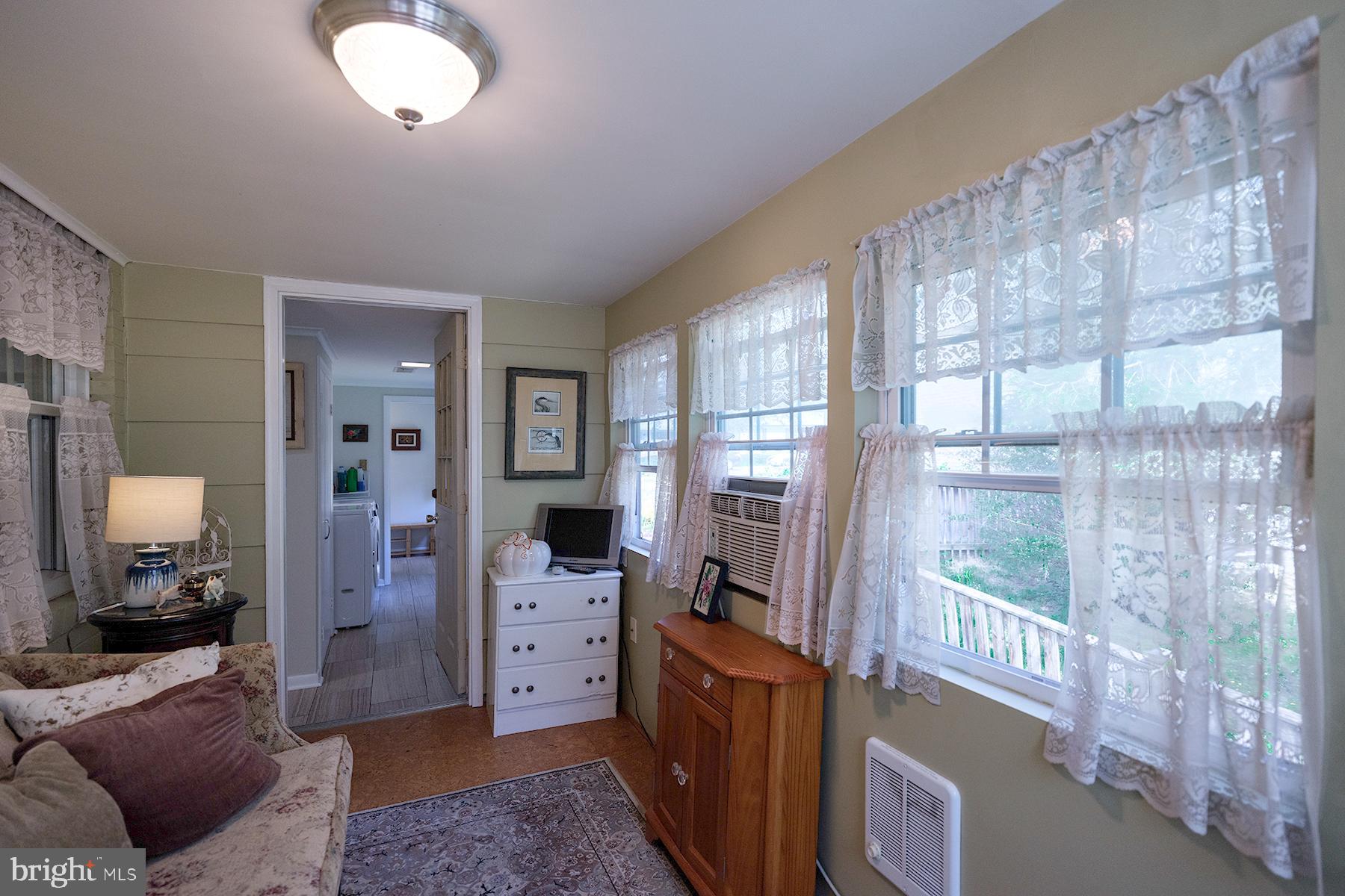 NORTH END - Residential