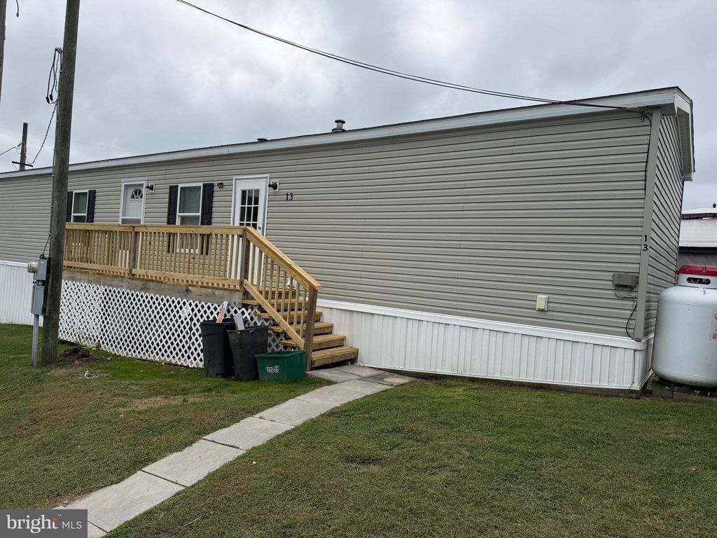 Photo of 13 Hilltop Avenue, AKRON, PA 17501 (MLS # PALA2076186)