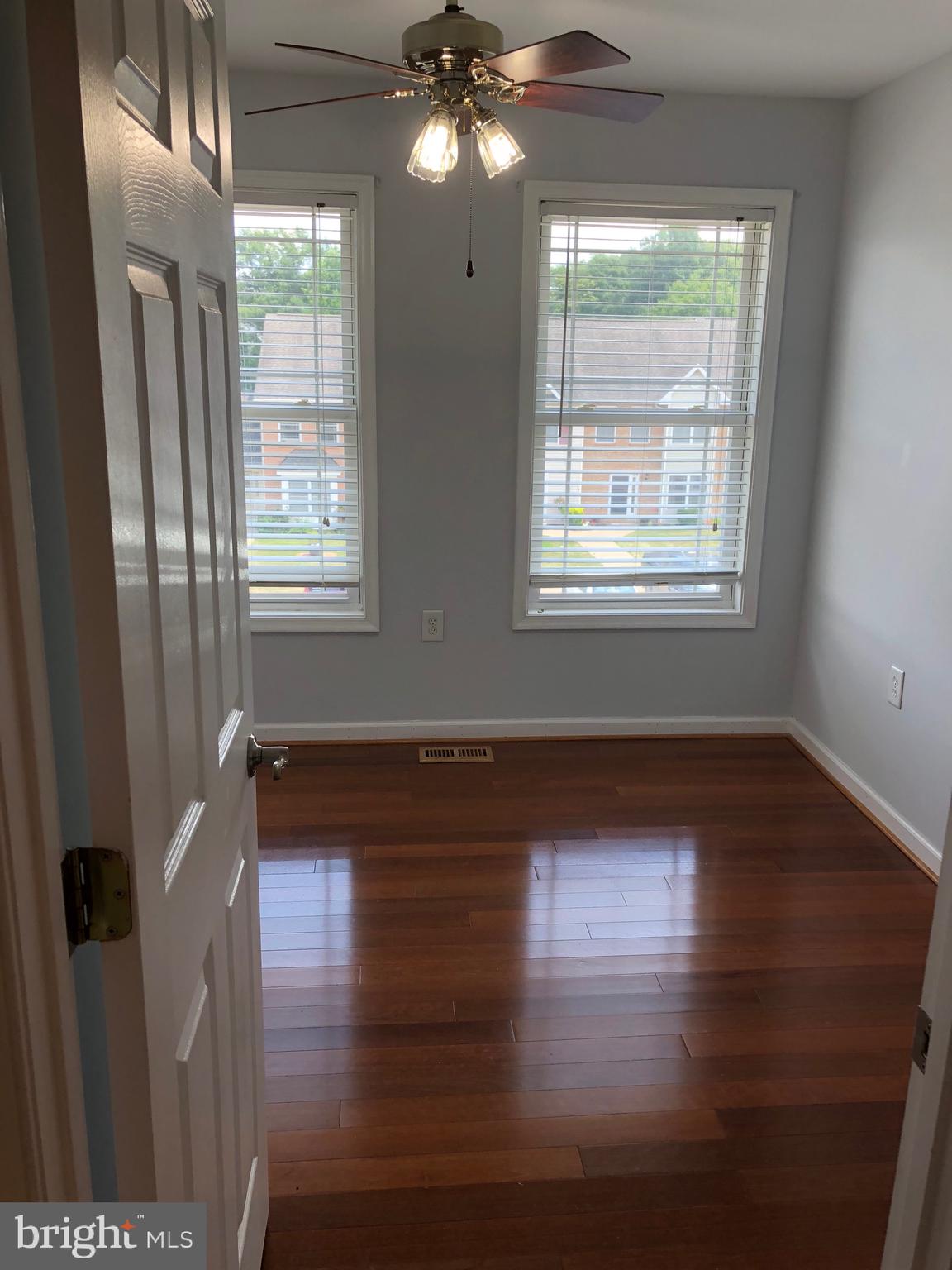 LOCUST HILL - Residential Lease