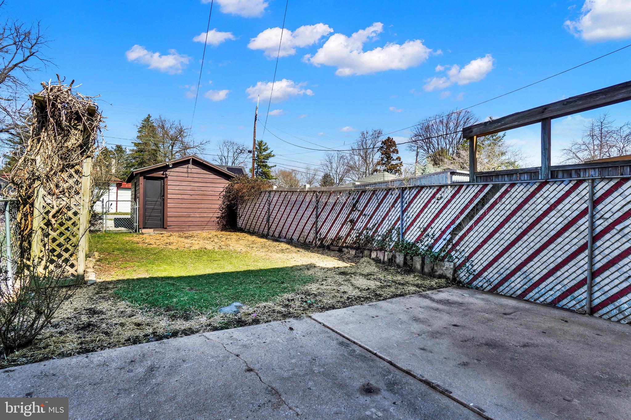 OLD EAST YORK - Residential