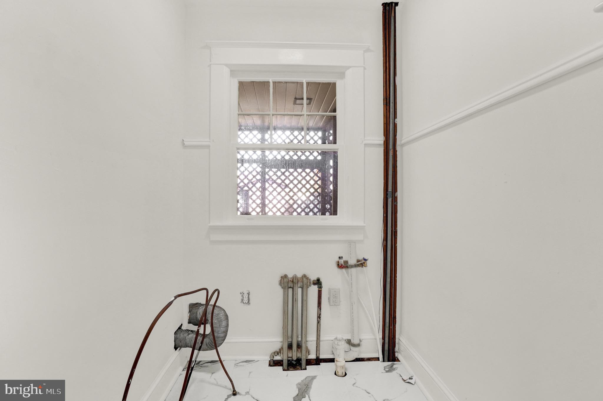 OLD EAST YORK - Residential