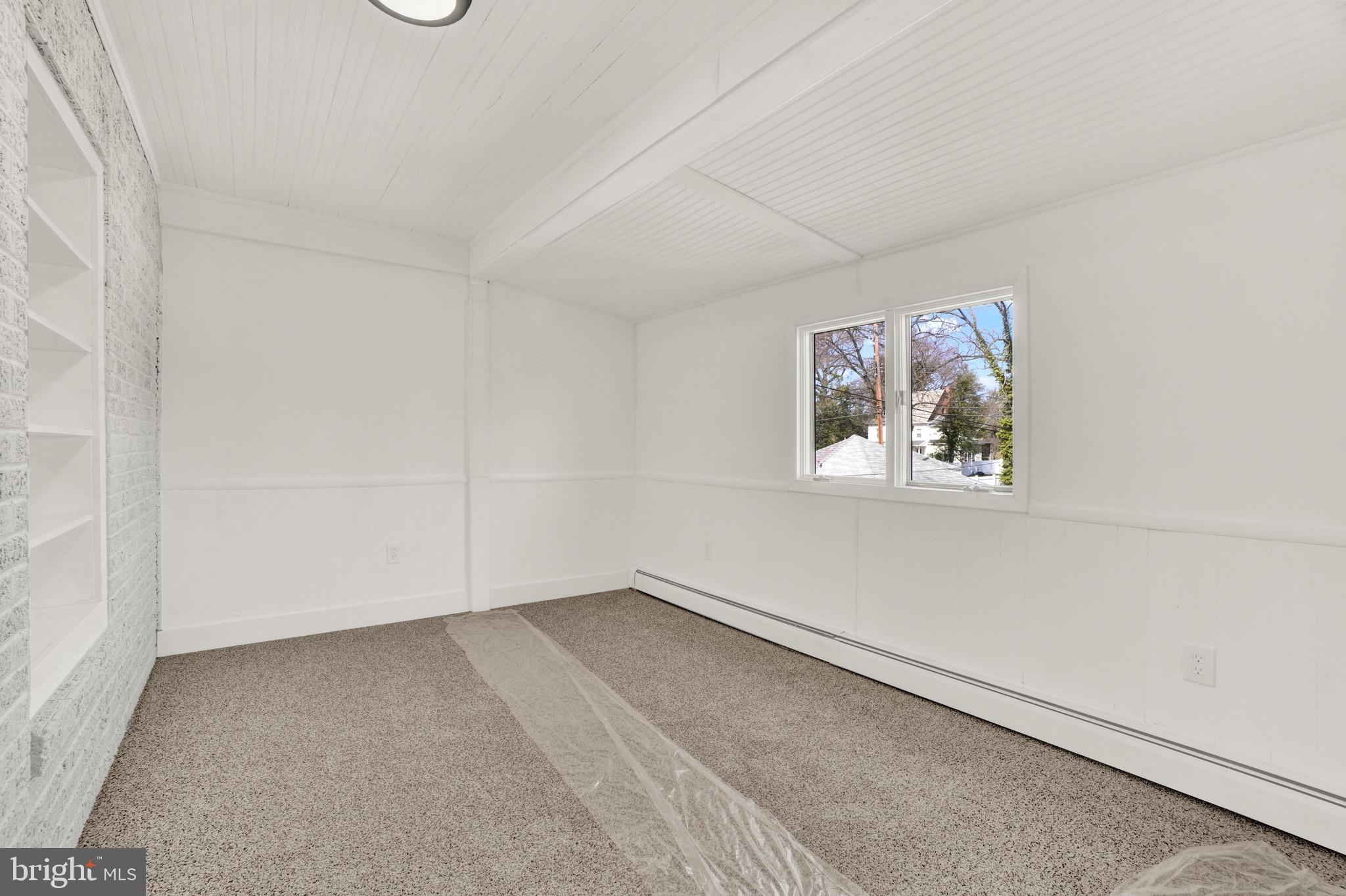 OLD EAST YORK - Residential