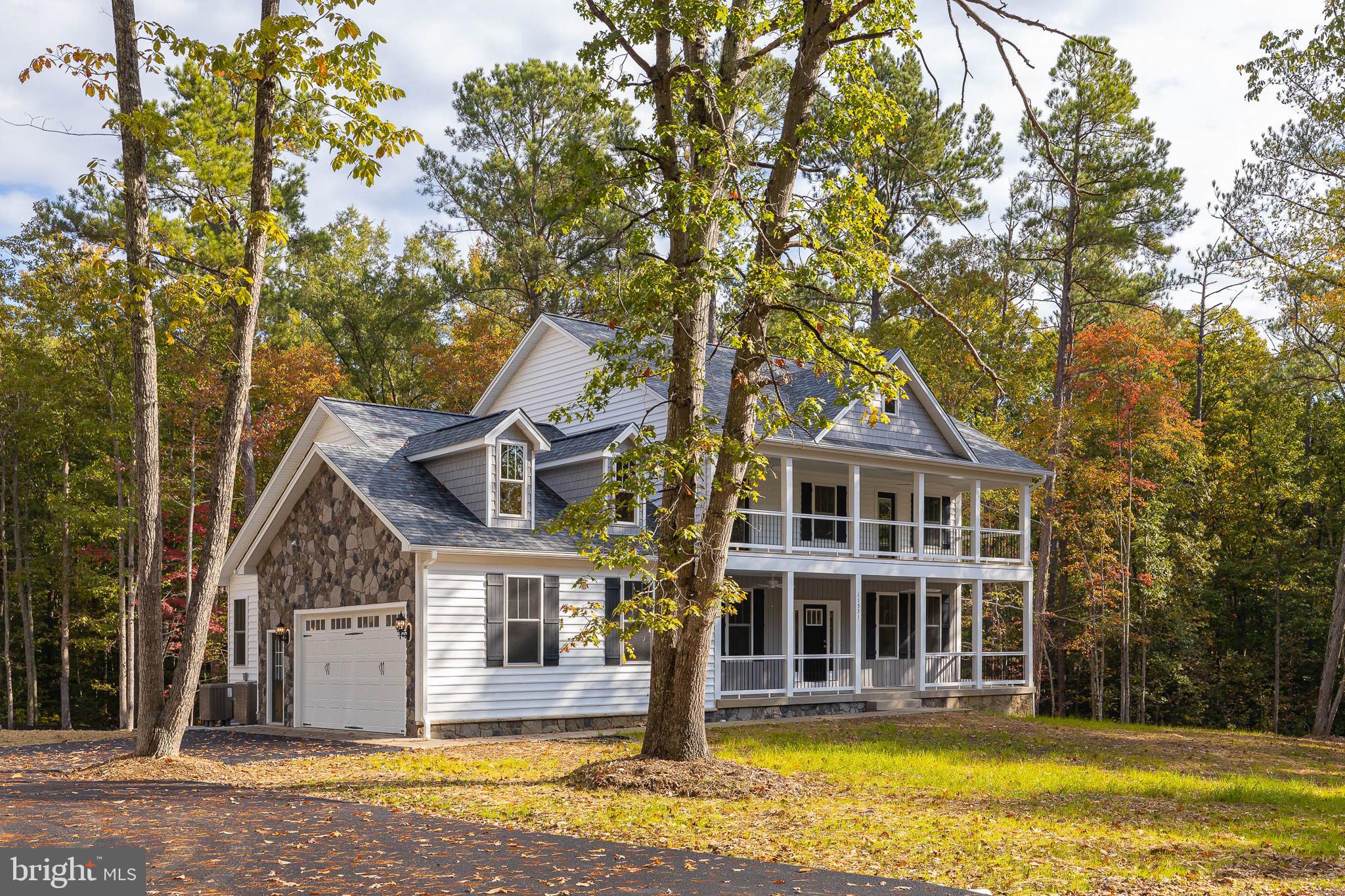 THE ESTATES AT LIGHT LANE - Residential