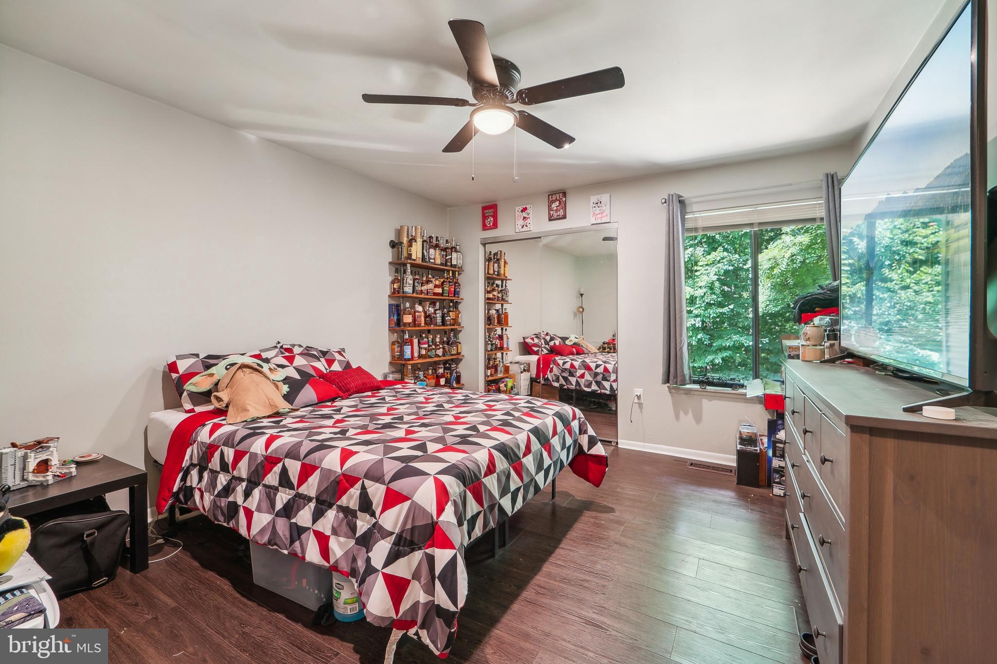 VILLAGE OF WILDE LAKE - Residential