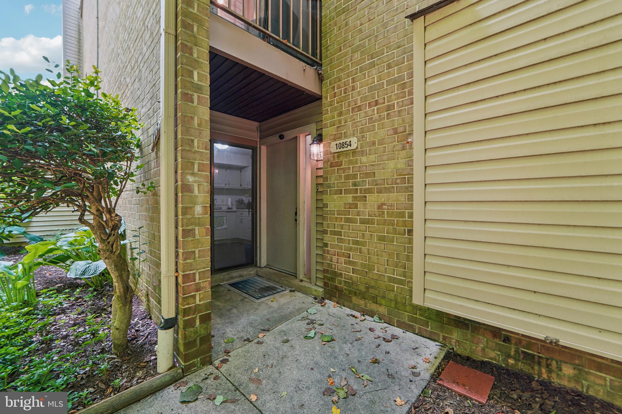 VILLAGE OF WILDE LAKE - Residential