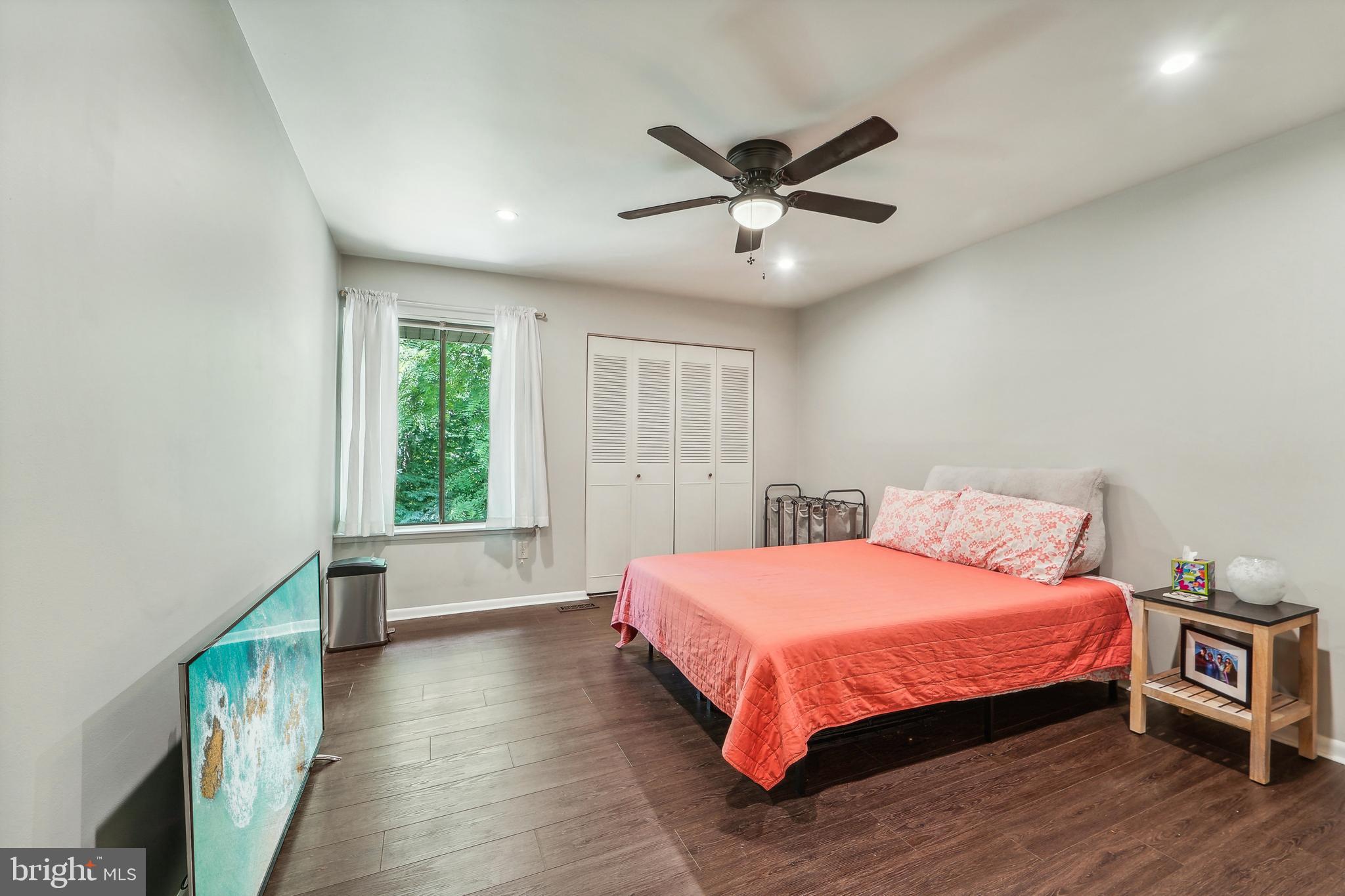 VILLAGE OF WILDE LAKE - Residential