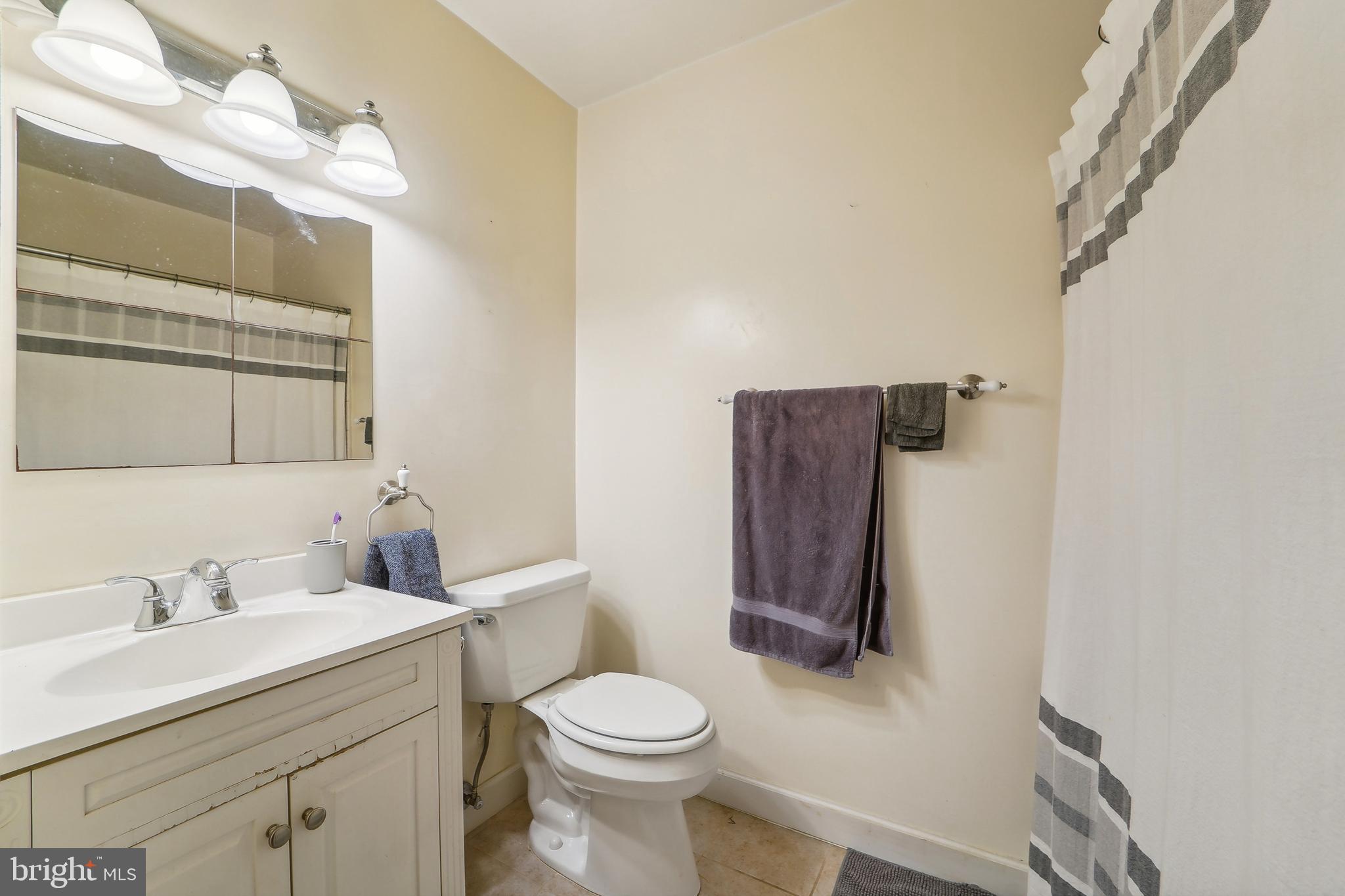 VILLAGE OF WILDE LAKE - Residential