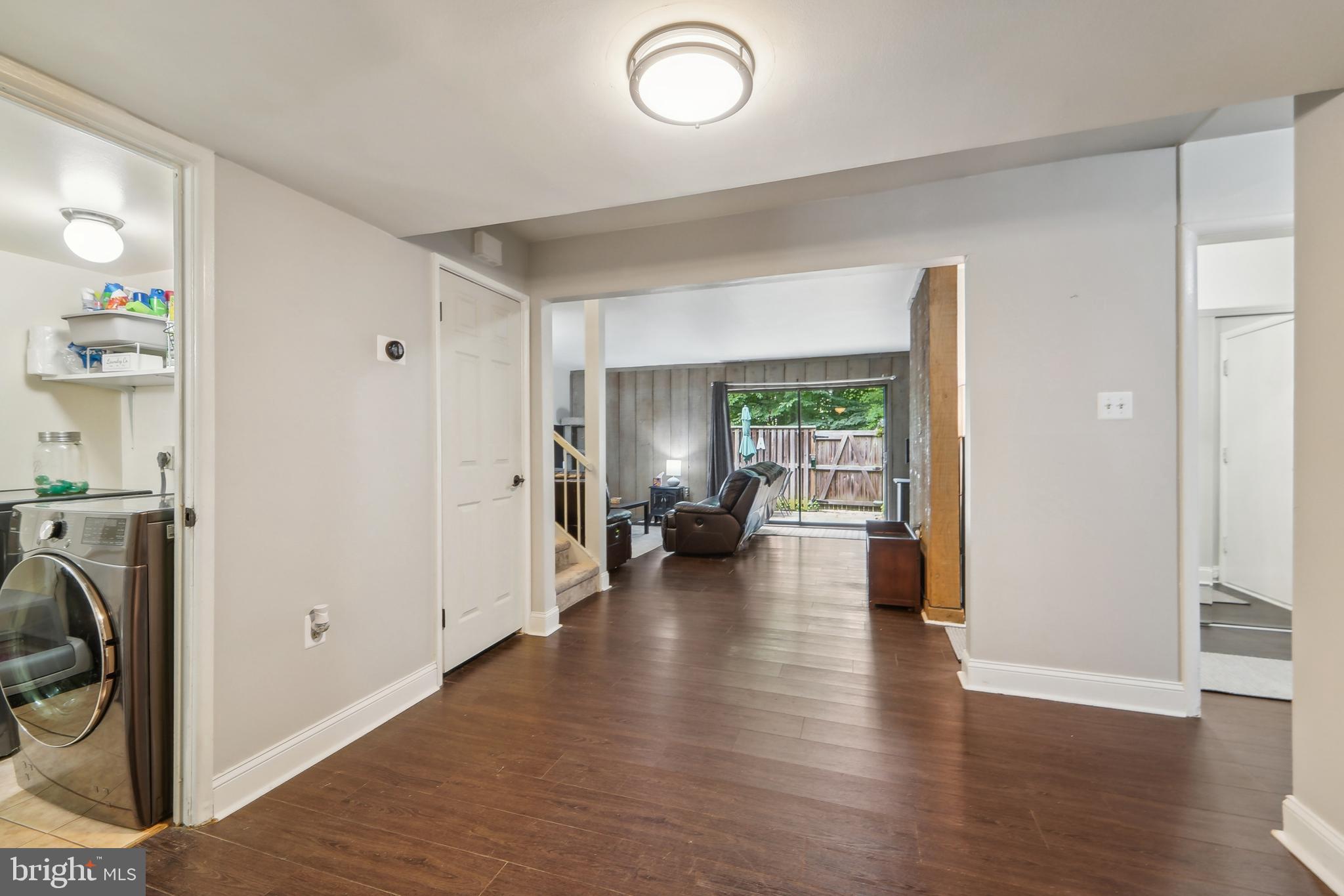 VILLAGE OF WILDE LAKE - Residential