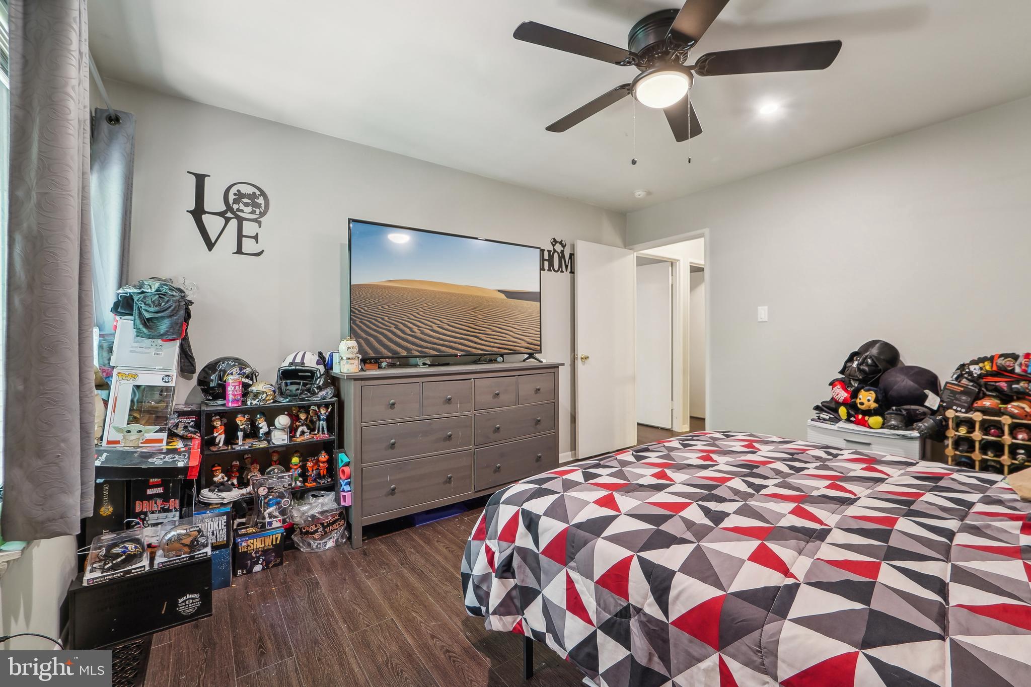 VILLAGE OF WILDE LAKE - Residential