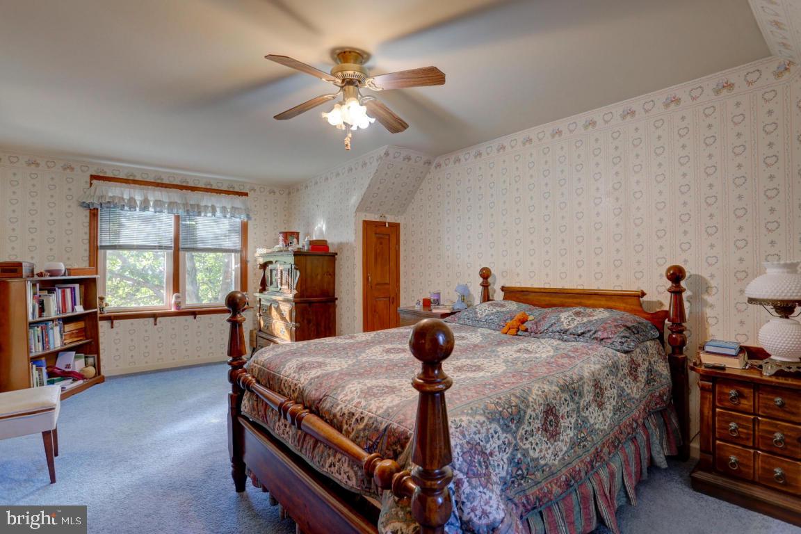 HEMPFIELD GREEN - Residential