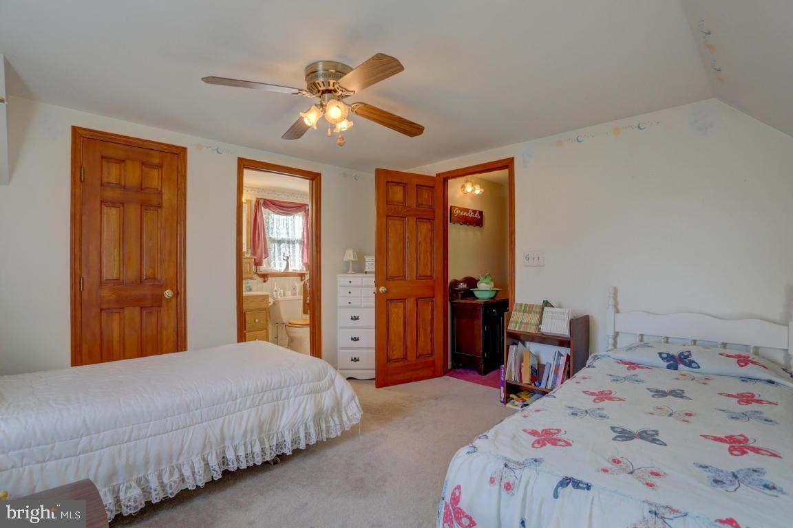 HEMPFIELD GREEN - Residential