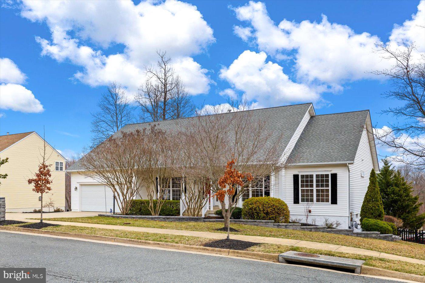 1000 BLACK OAK COURT