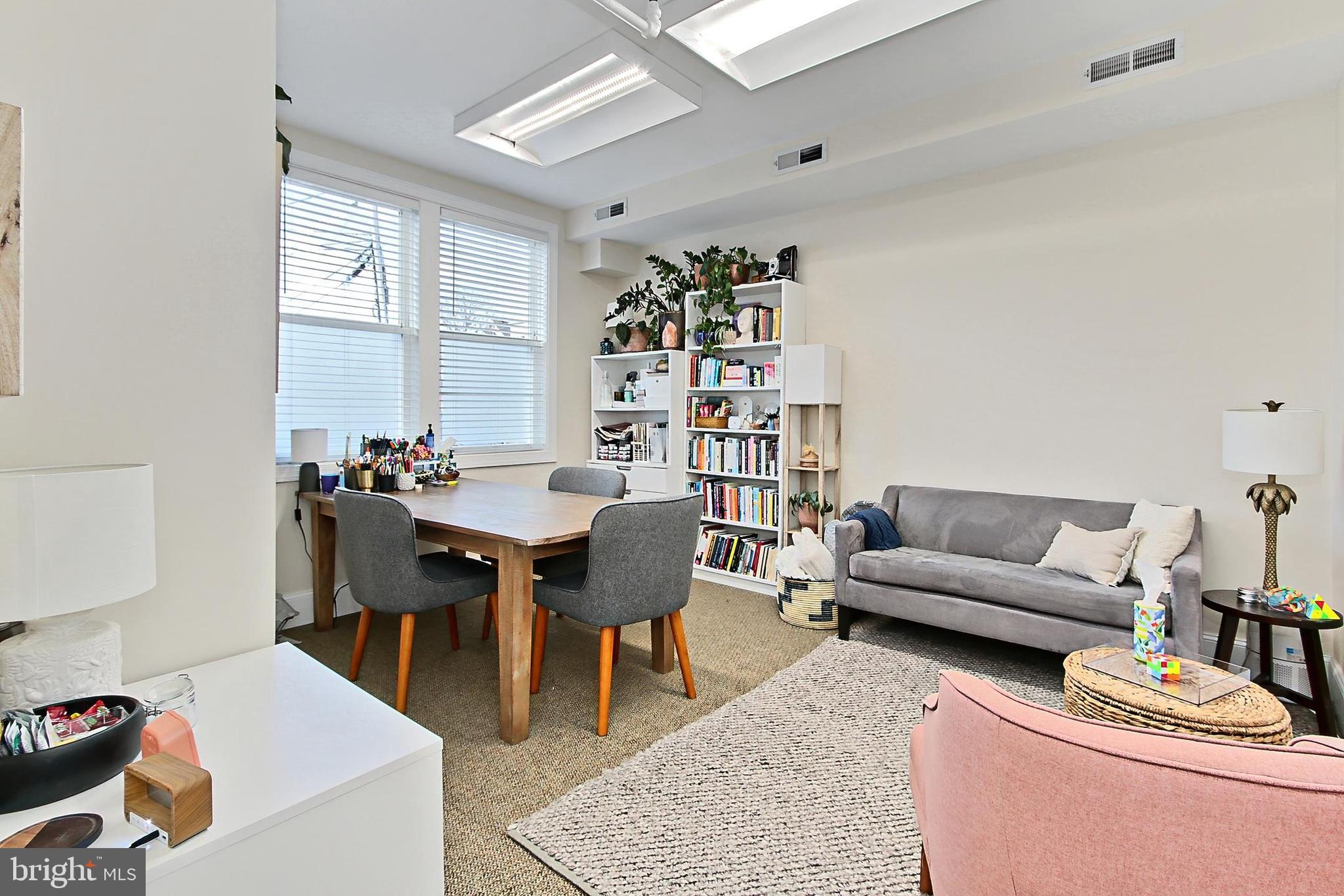 OLD TOWN - Residential Income