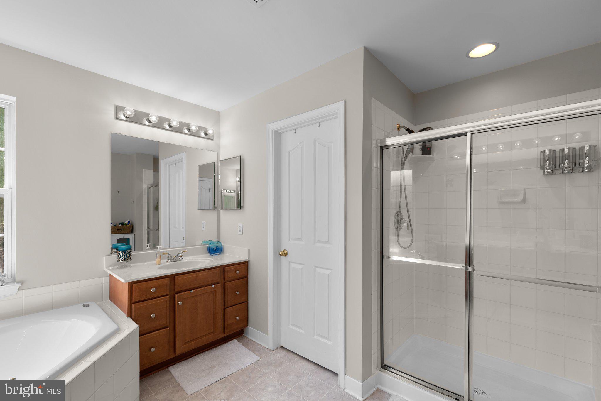 WESLEY WOODS - Residential