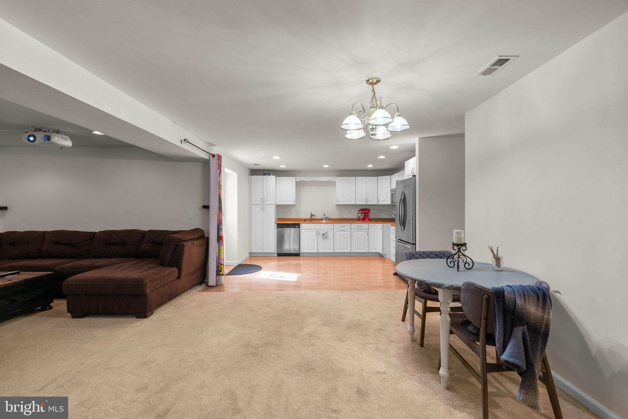 WESLEY WOODS - Residential