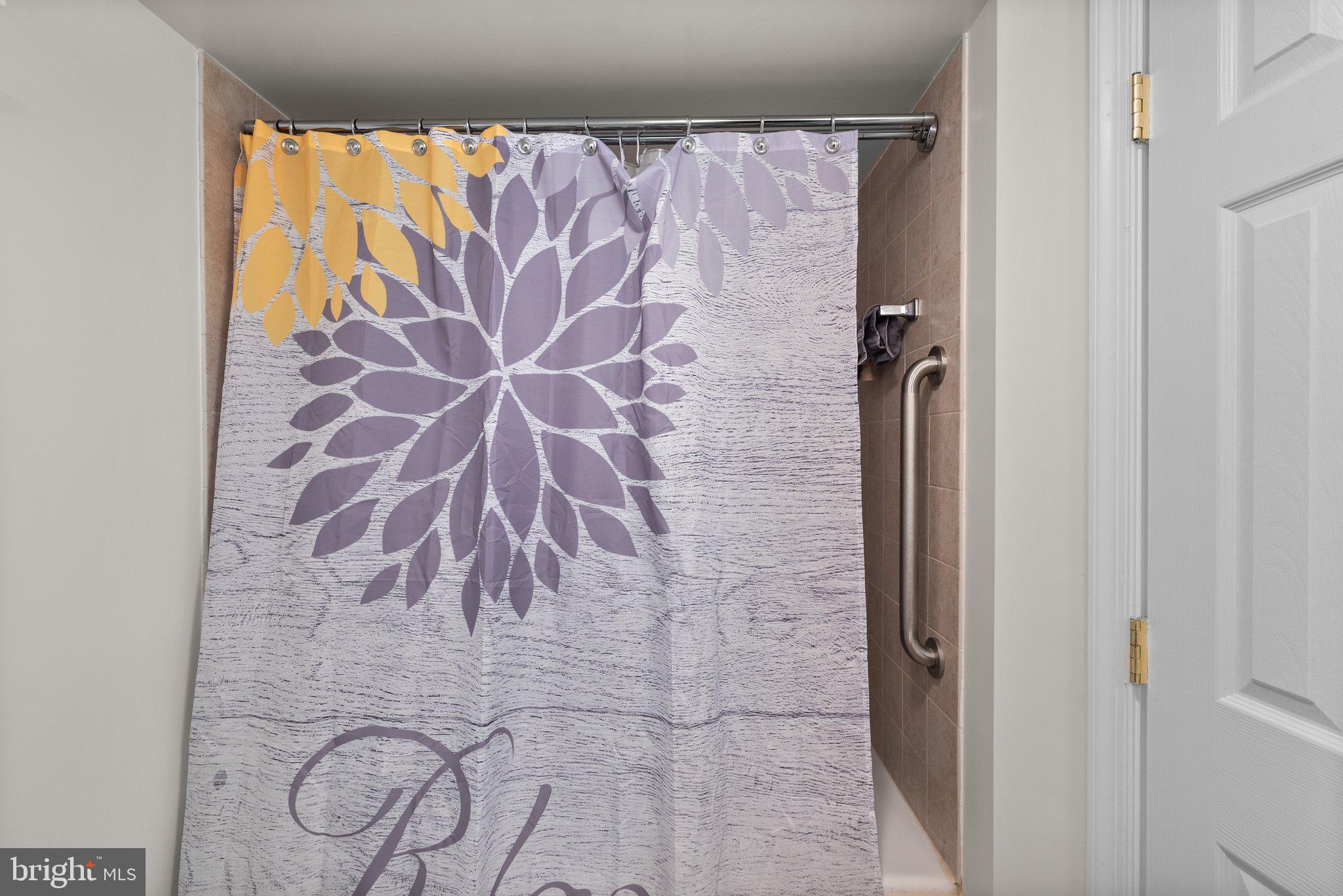 WESLEY WOODS - Residential