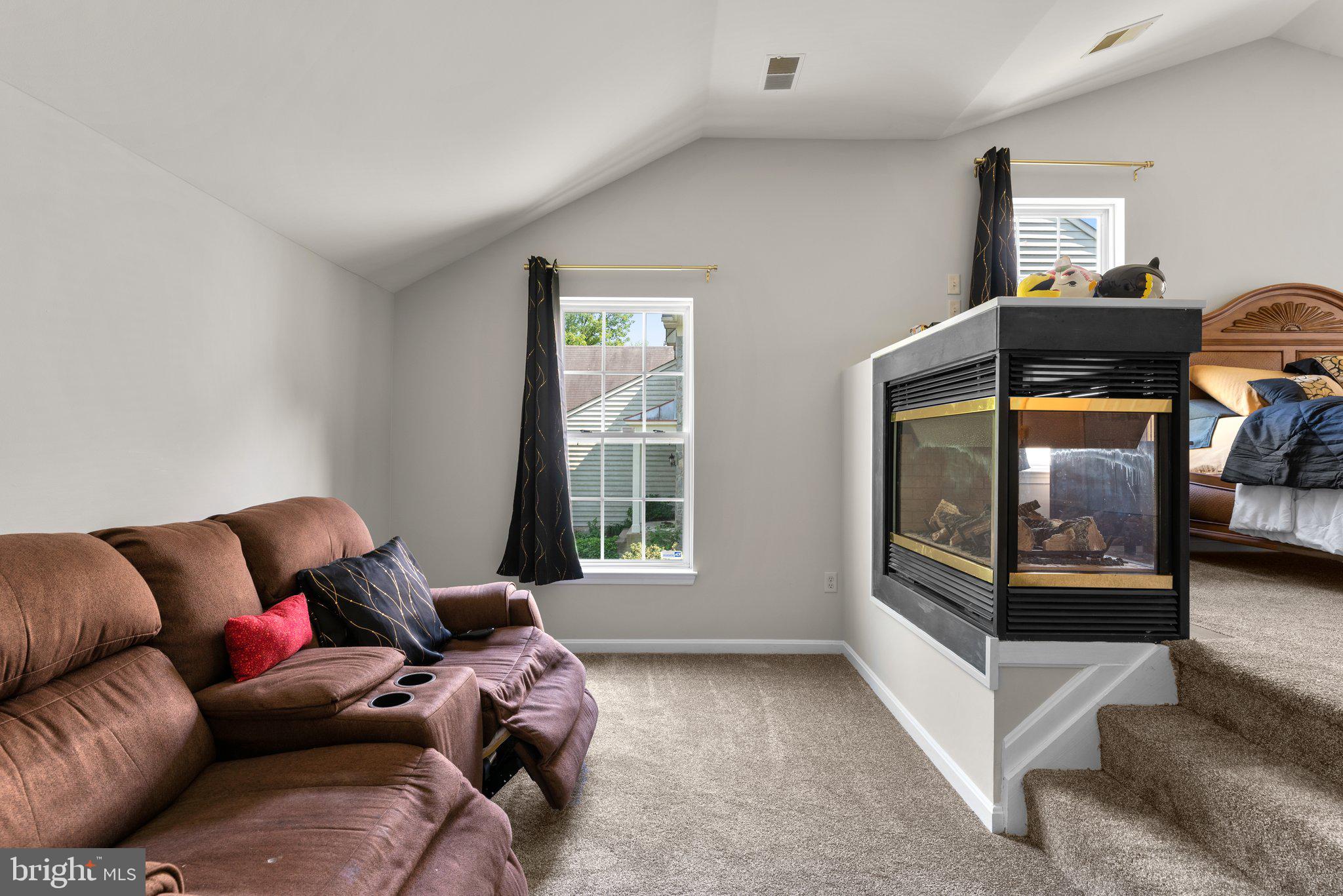 WESLEY WOODS - Residential