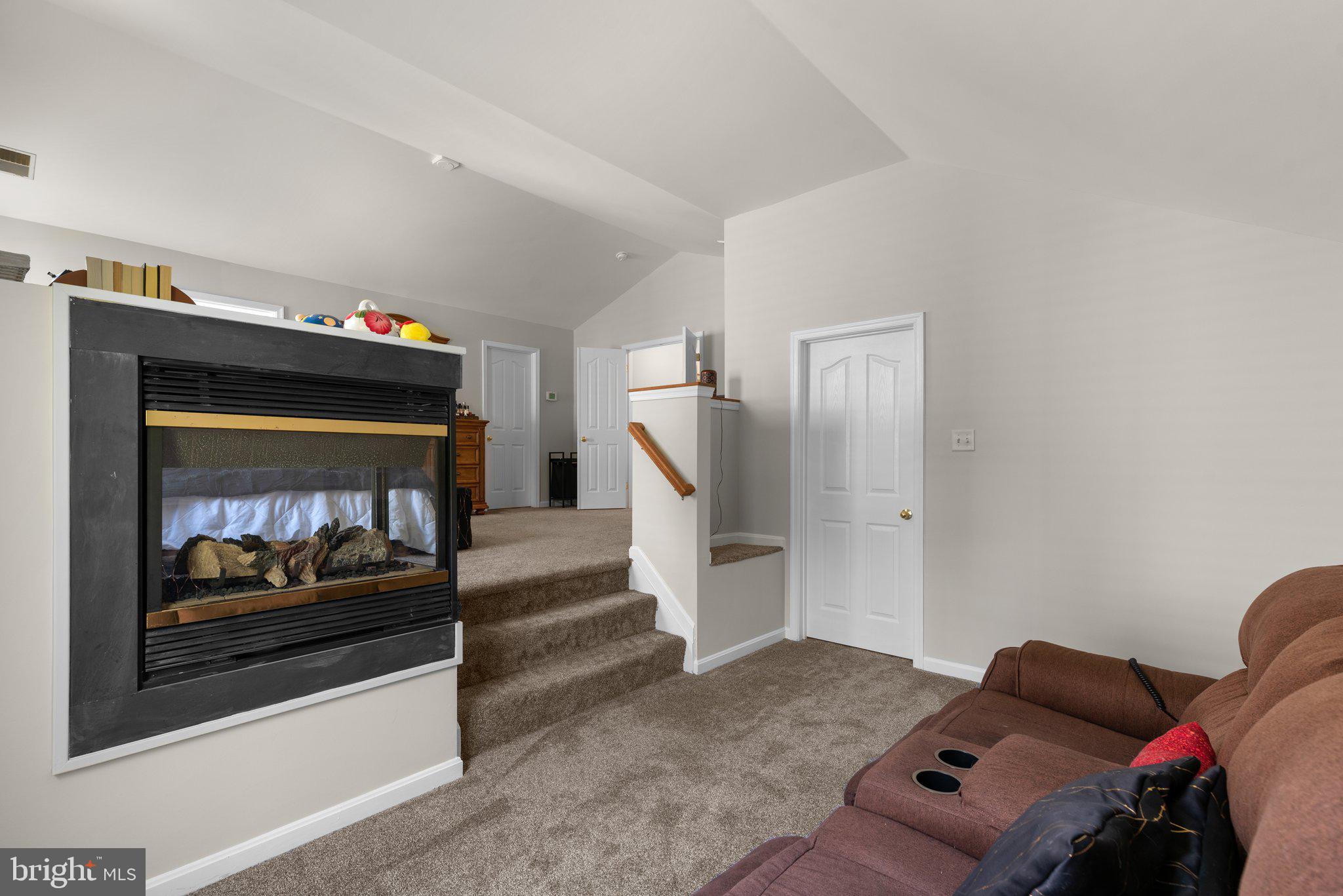 WESLEY WOODS - Residential