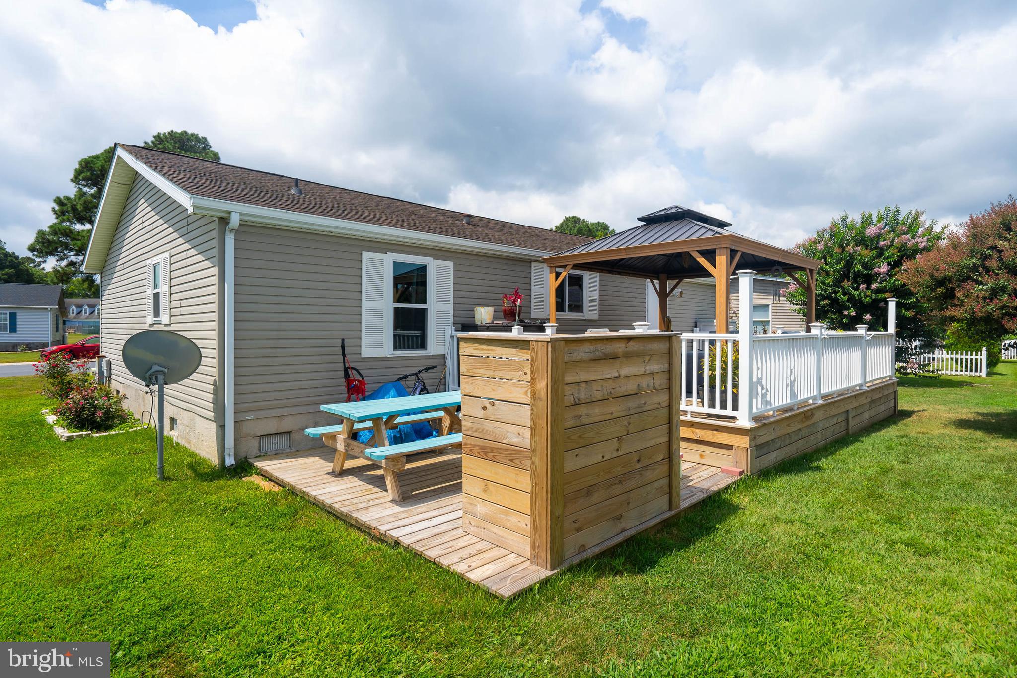 MYSTIC HARBOUR - Residential