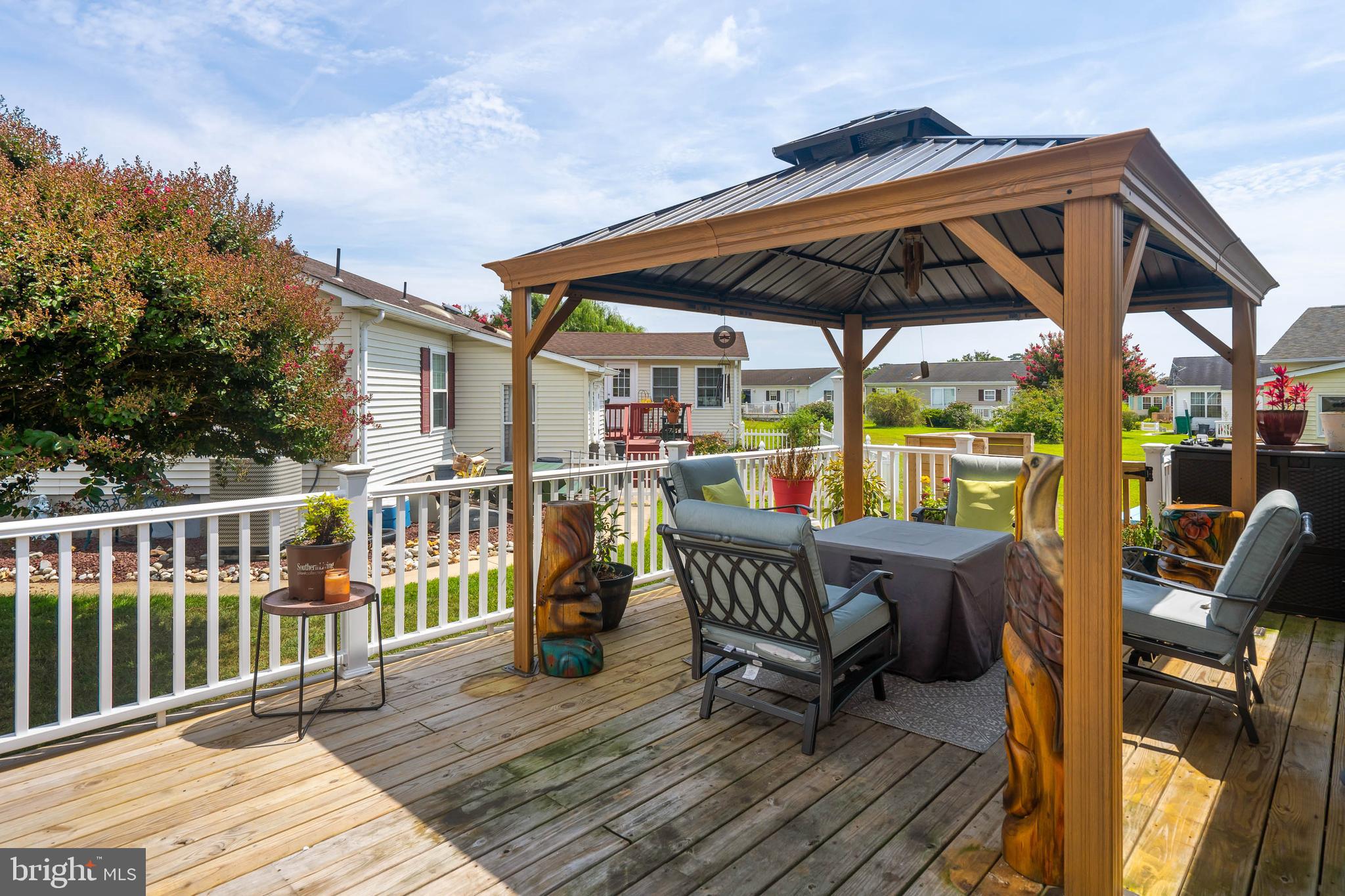 MYSTIC HARBOUR - Residential