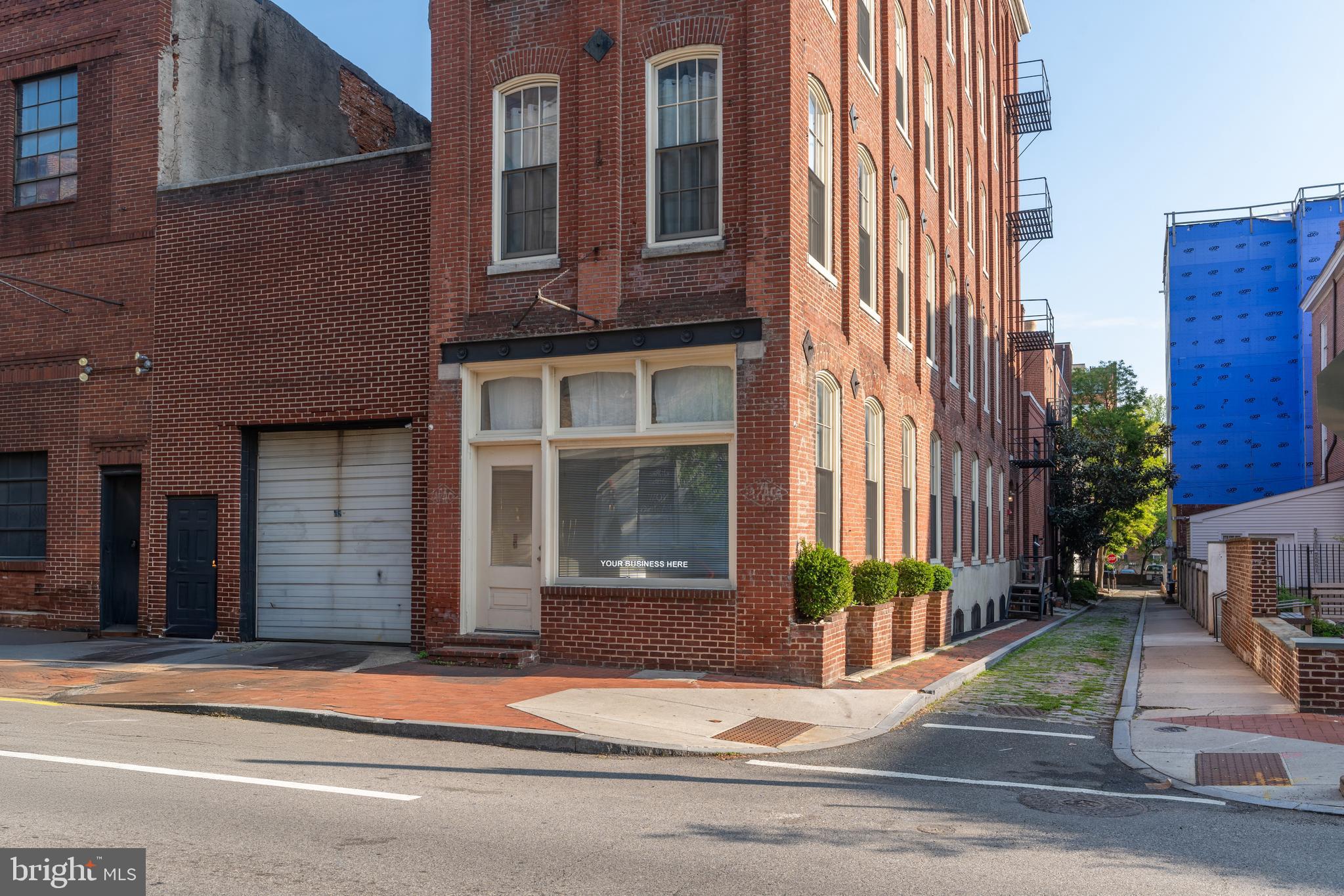 OLD CITY - Commercial Sale