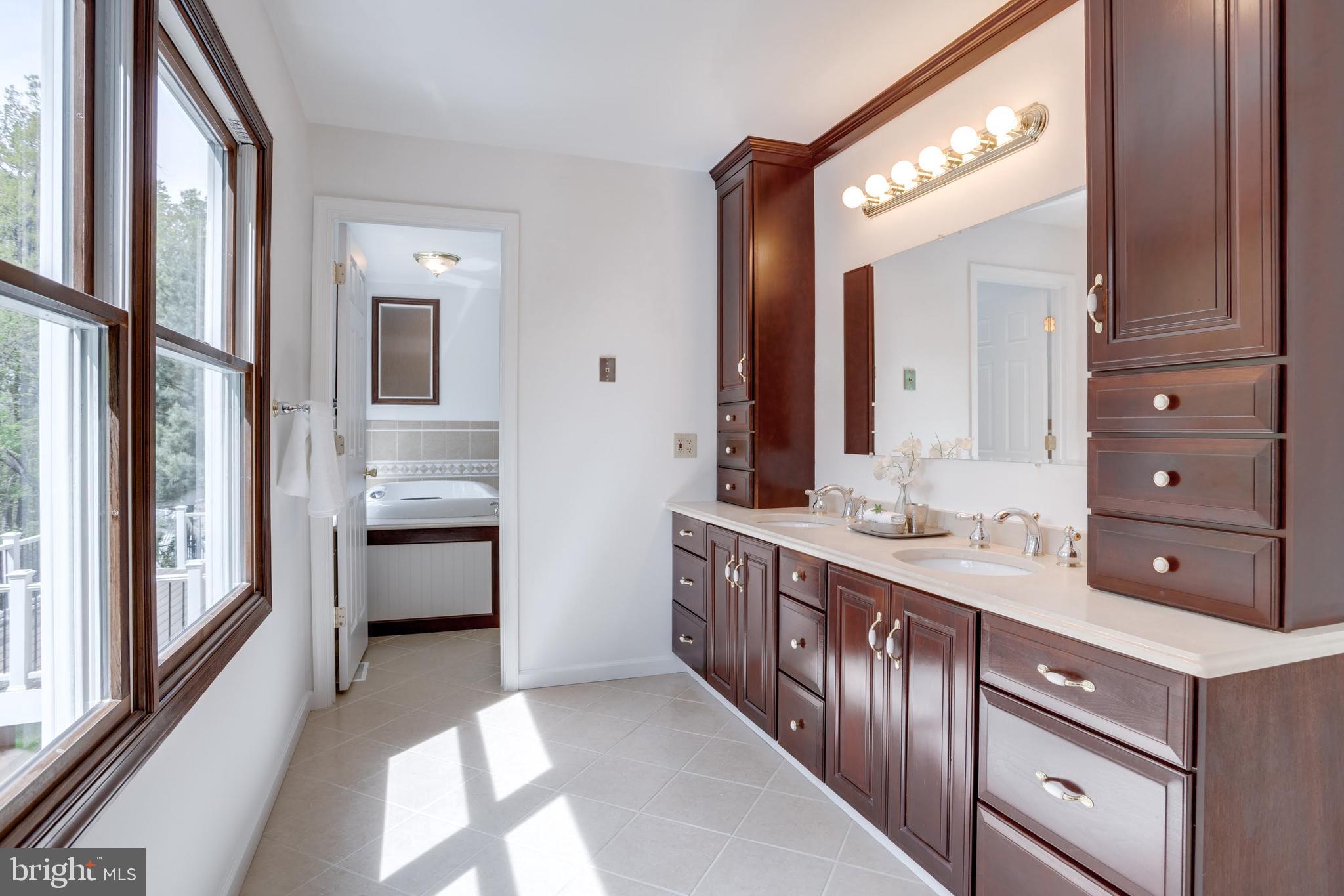 LITTLE RIVER PINES - Residential