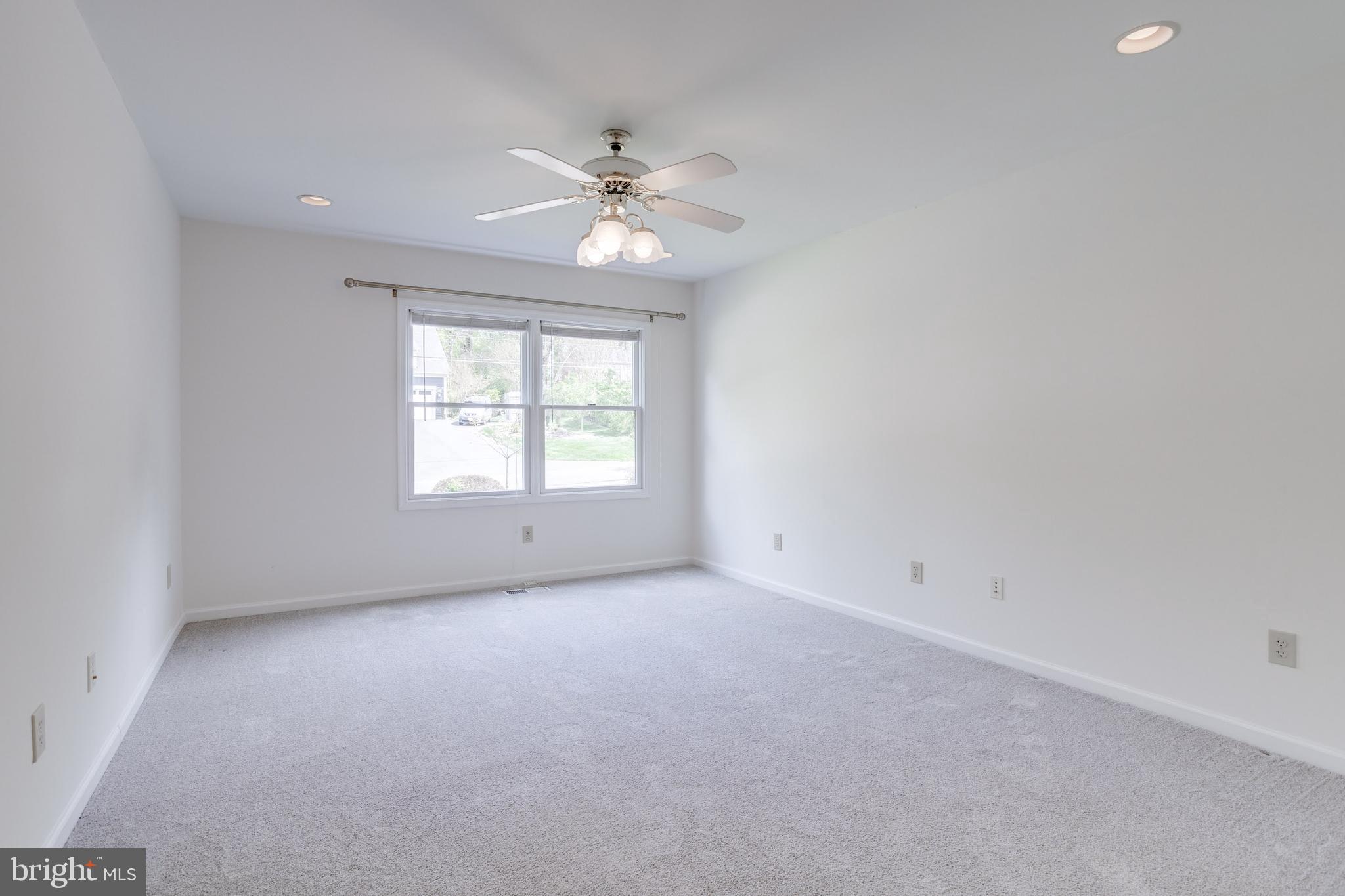 LITTLE RIVER PINES - Residential