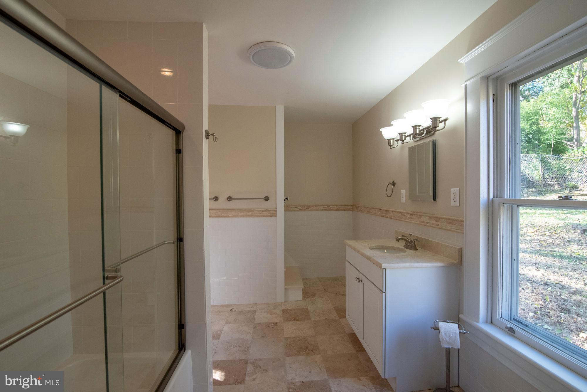 HARPERS FERRY CORPORATION - Residential Lease