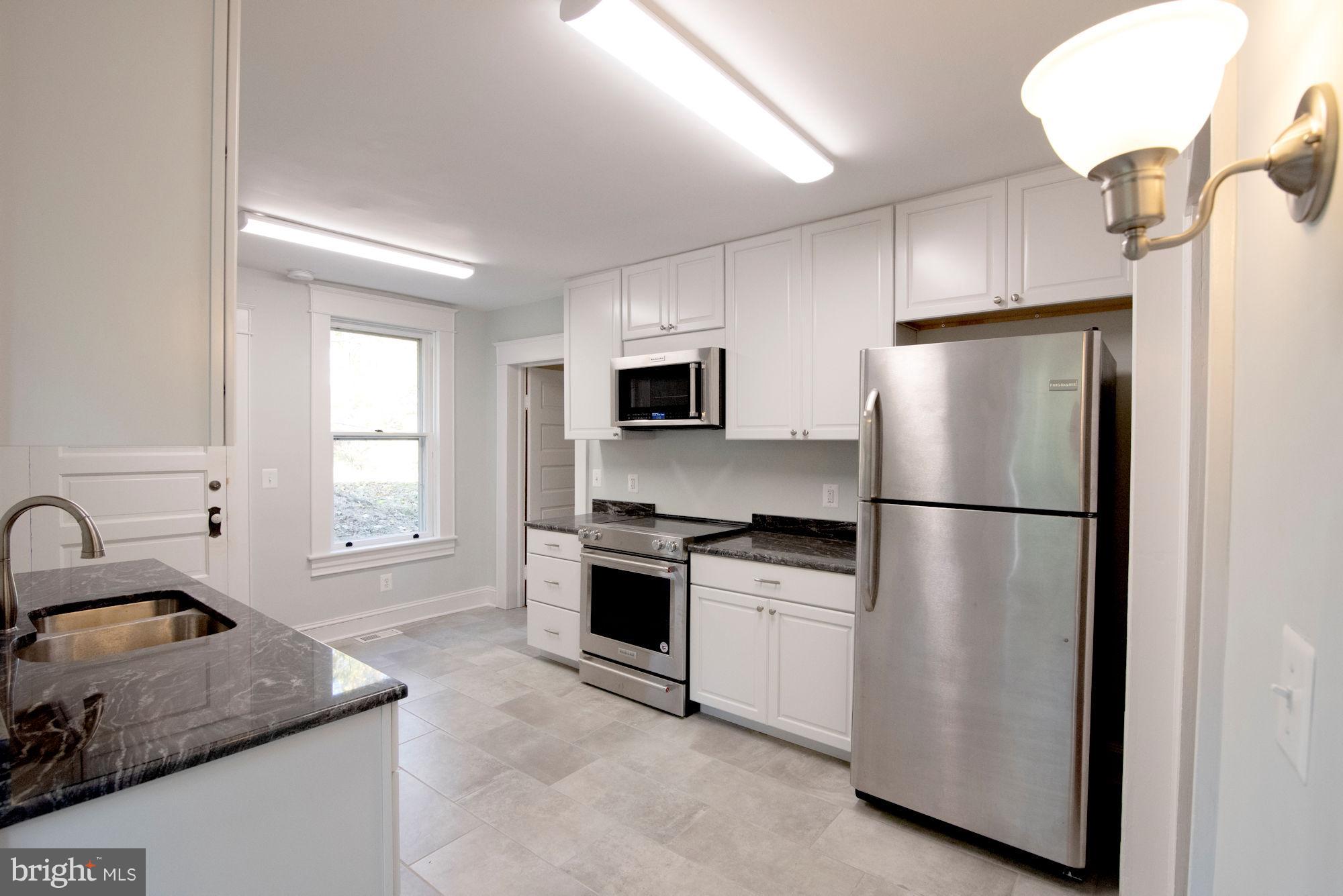 HARPERS FERRY CORPORATION - Residential Lease