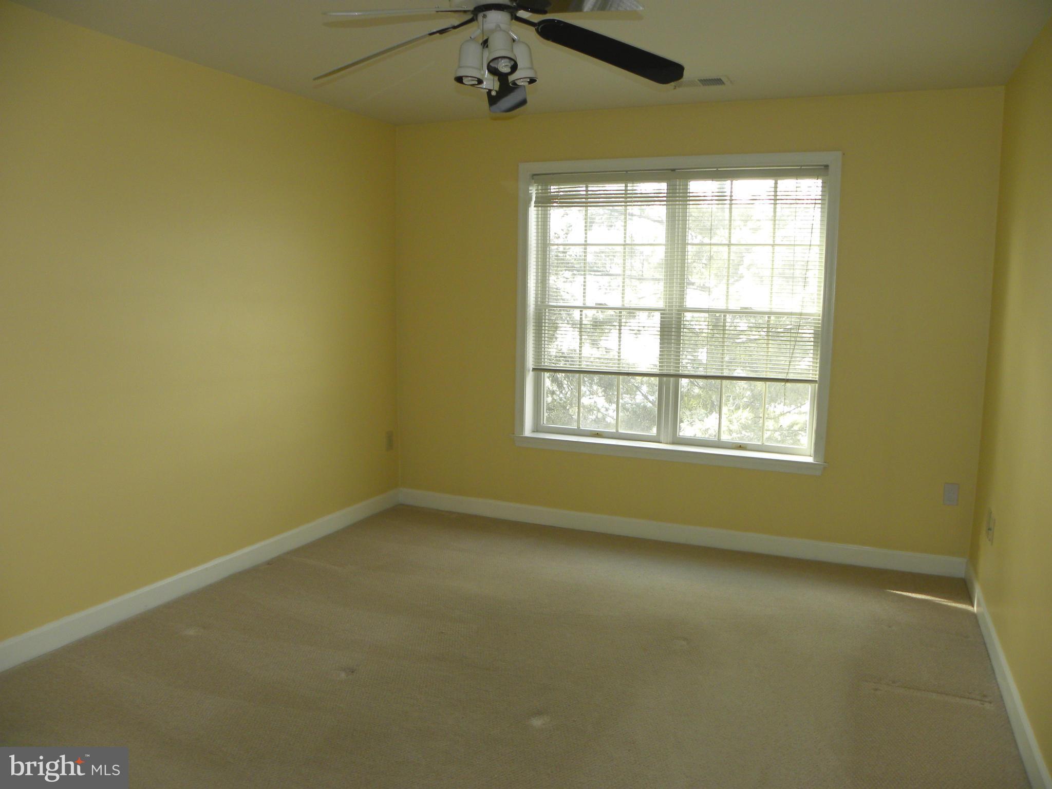 FALLS STATION - Residential Lease