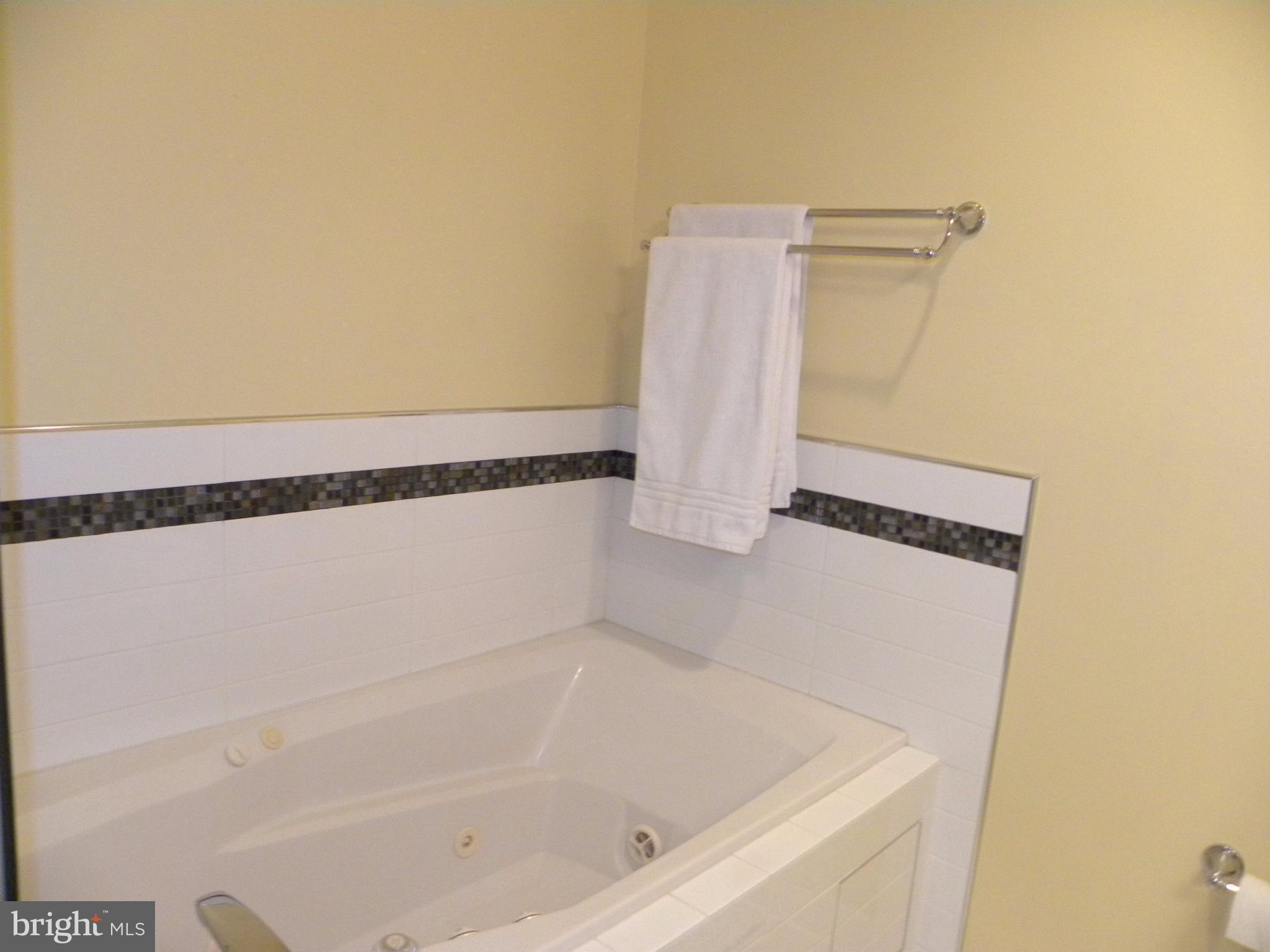 FALLS STATION - Residential Lease