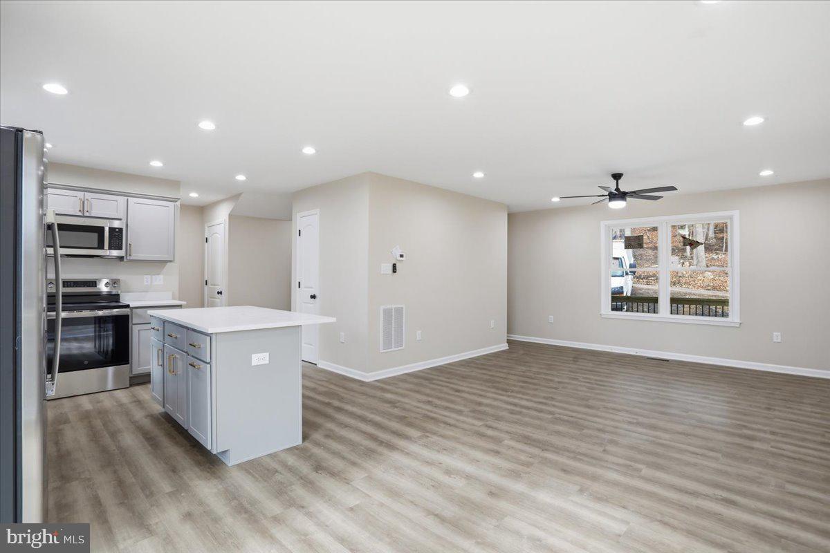 WILDE  ACRES - Residential