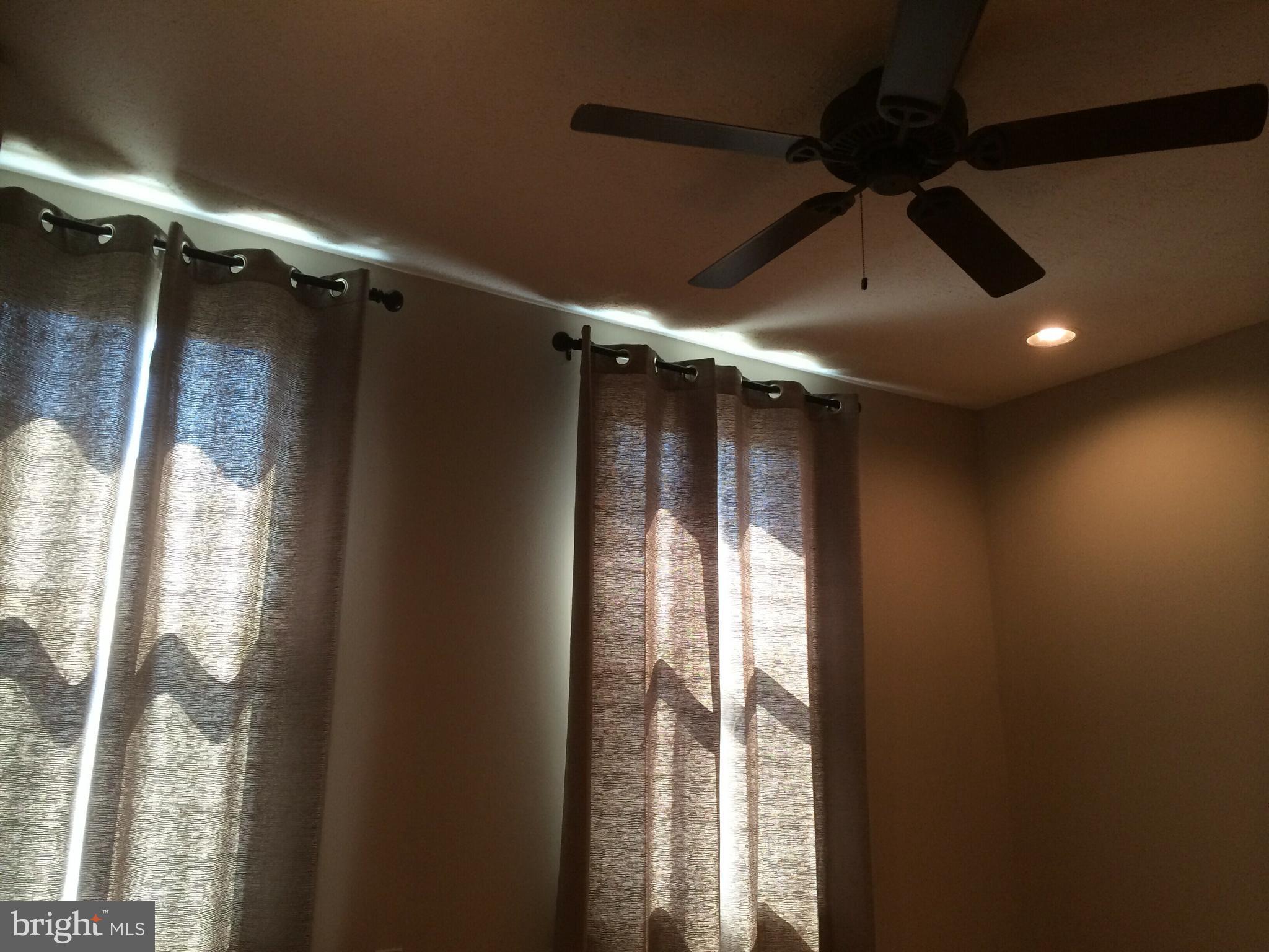 GUNNERS LAKE VILLAGE - Residential Lease