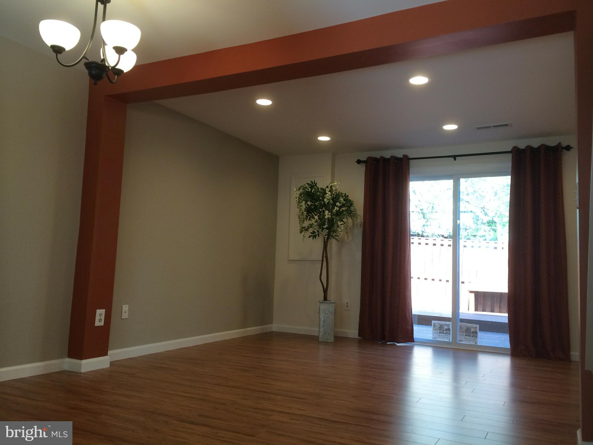 GUNNERS LAKE VILLAGE - Residential Lease