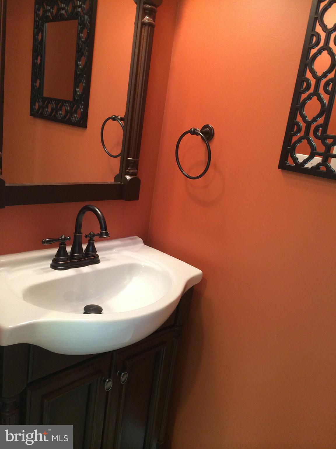 GUNNERS LAKE VILLAGE - Residential Lease