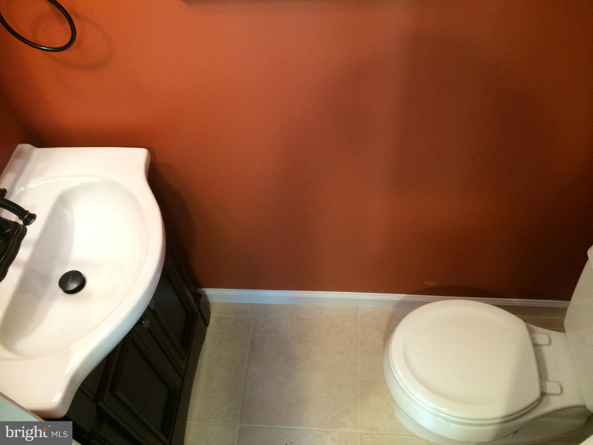 GUNNERS LAKE VILLAGE - Residential Lease