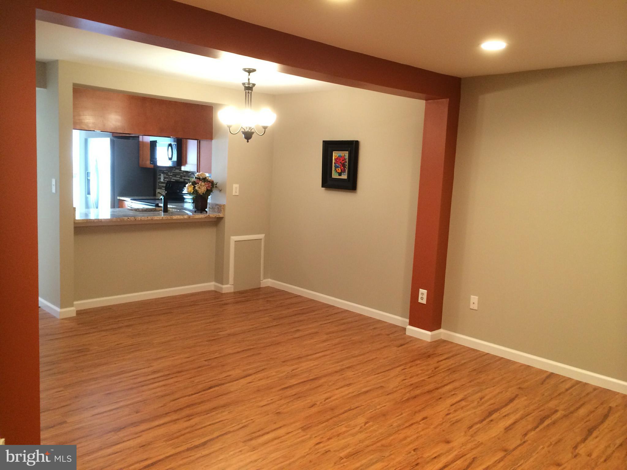 GUNNERS LAKE VILLAGE - Residential Lease