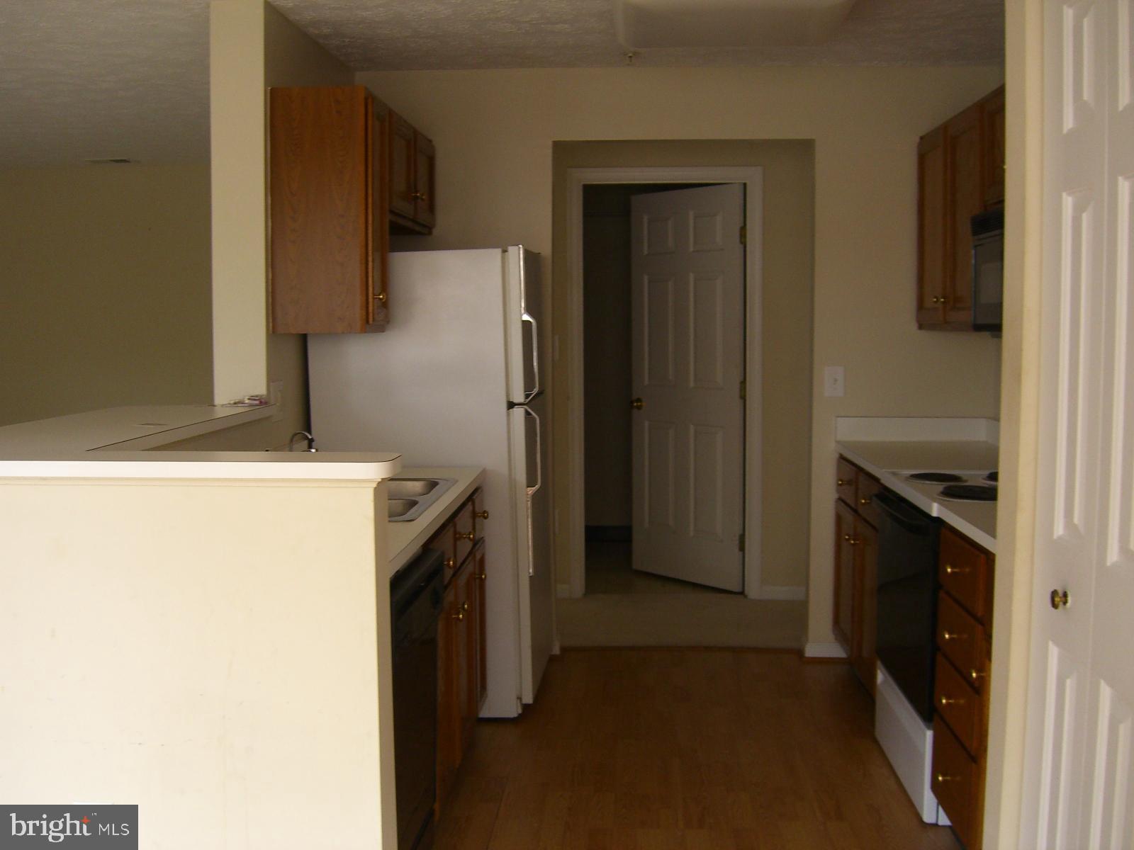 CHESTNUT GABLE - Residential Lease