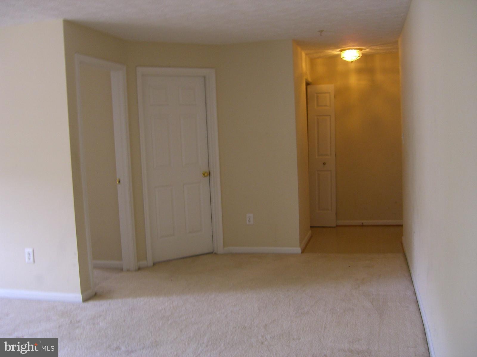 CHESTNUT GABLE - Residential Lease