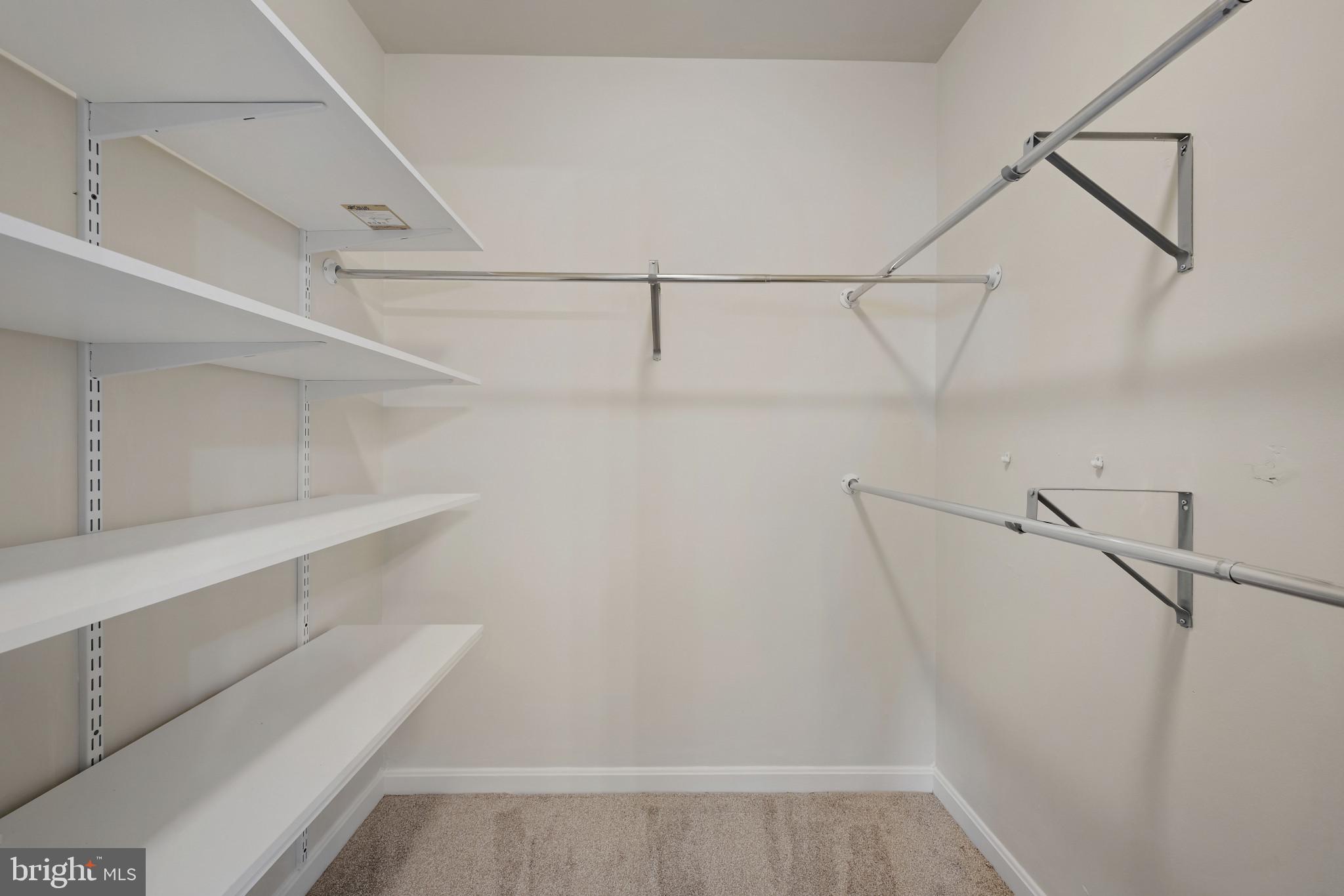 SUBURBIA - Residential