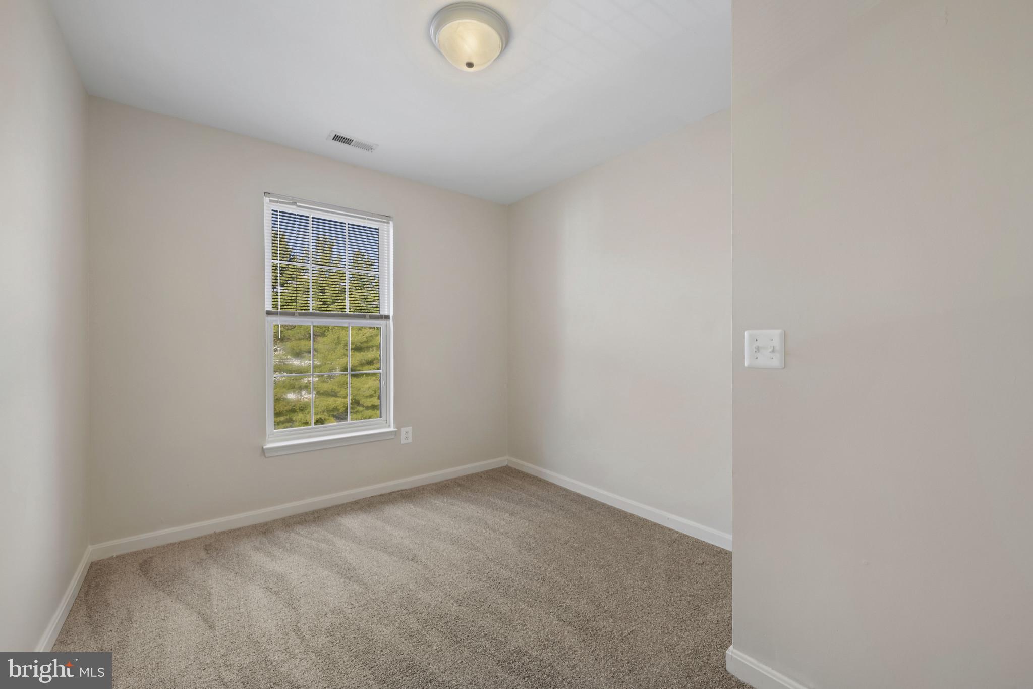 SUBURBIA - Residential