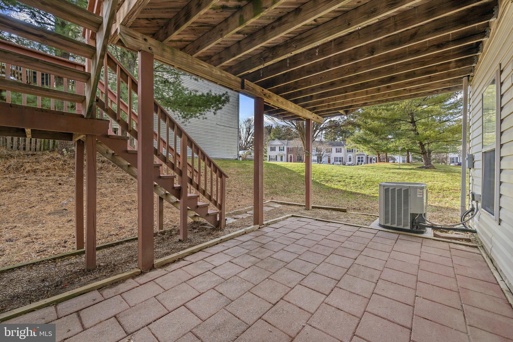 SUBURBIA - Residential