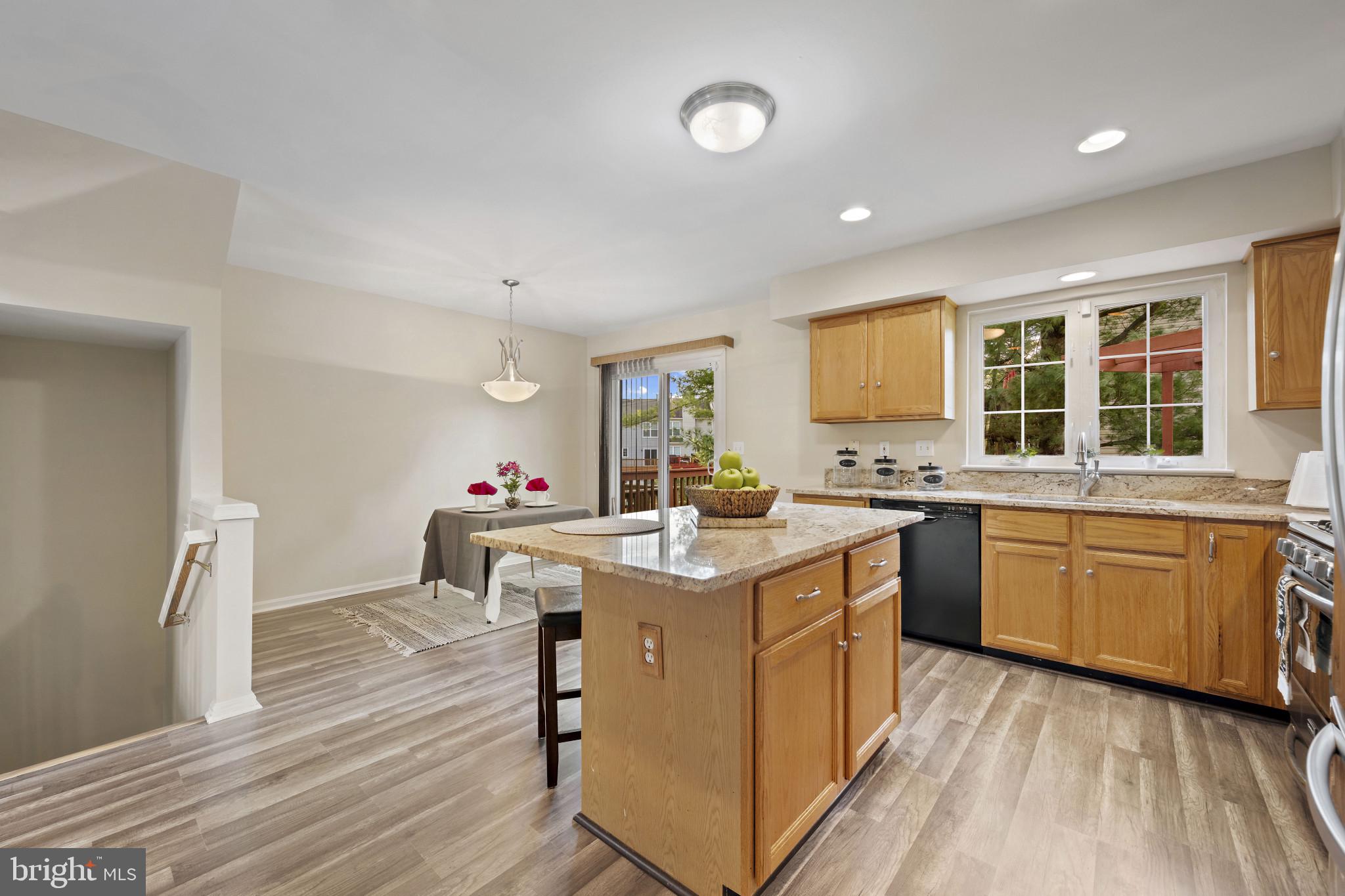 SUBURBIA - Residential