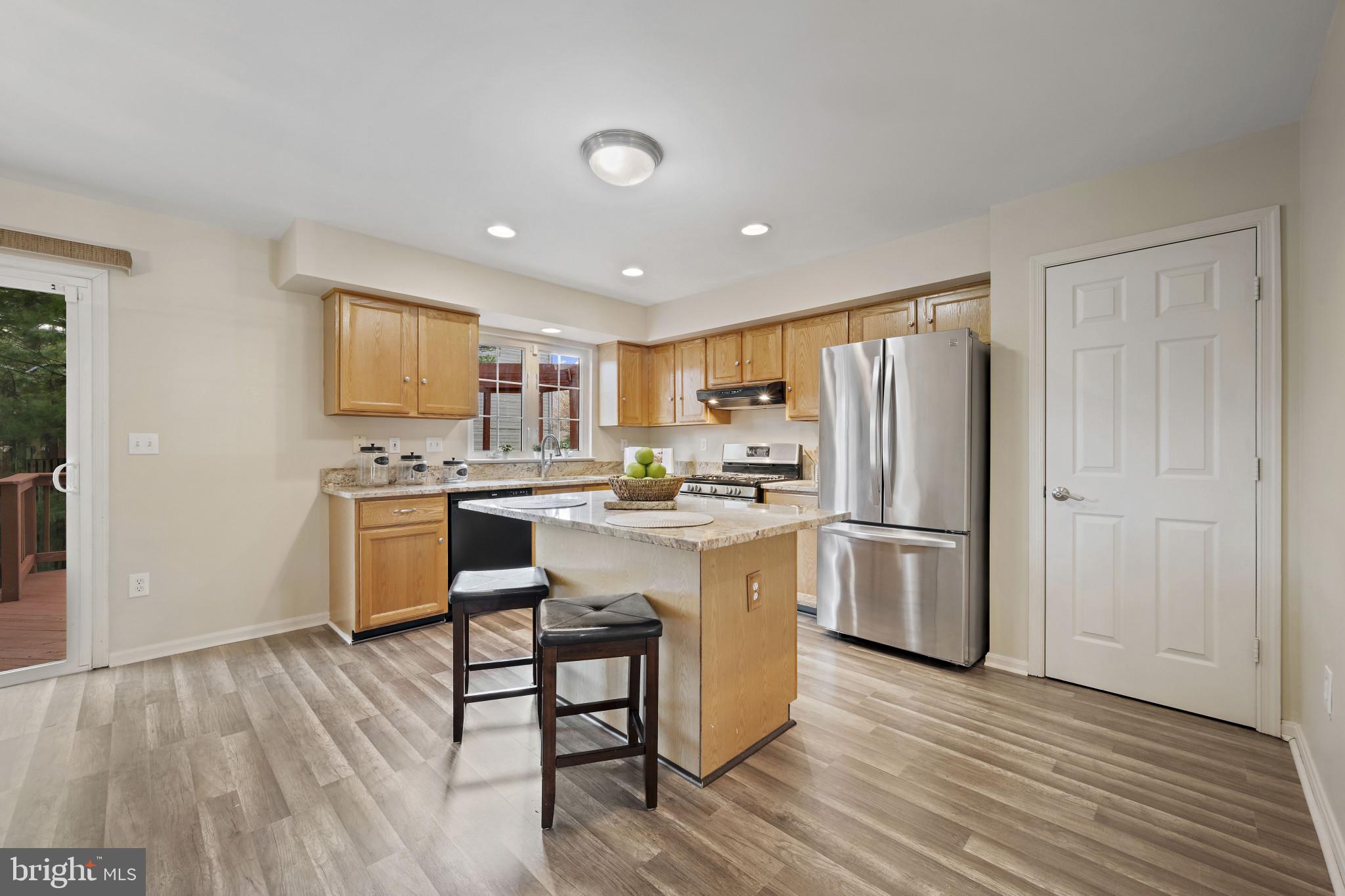 SUBURBIA - Residential