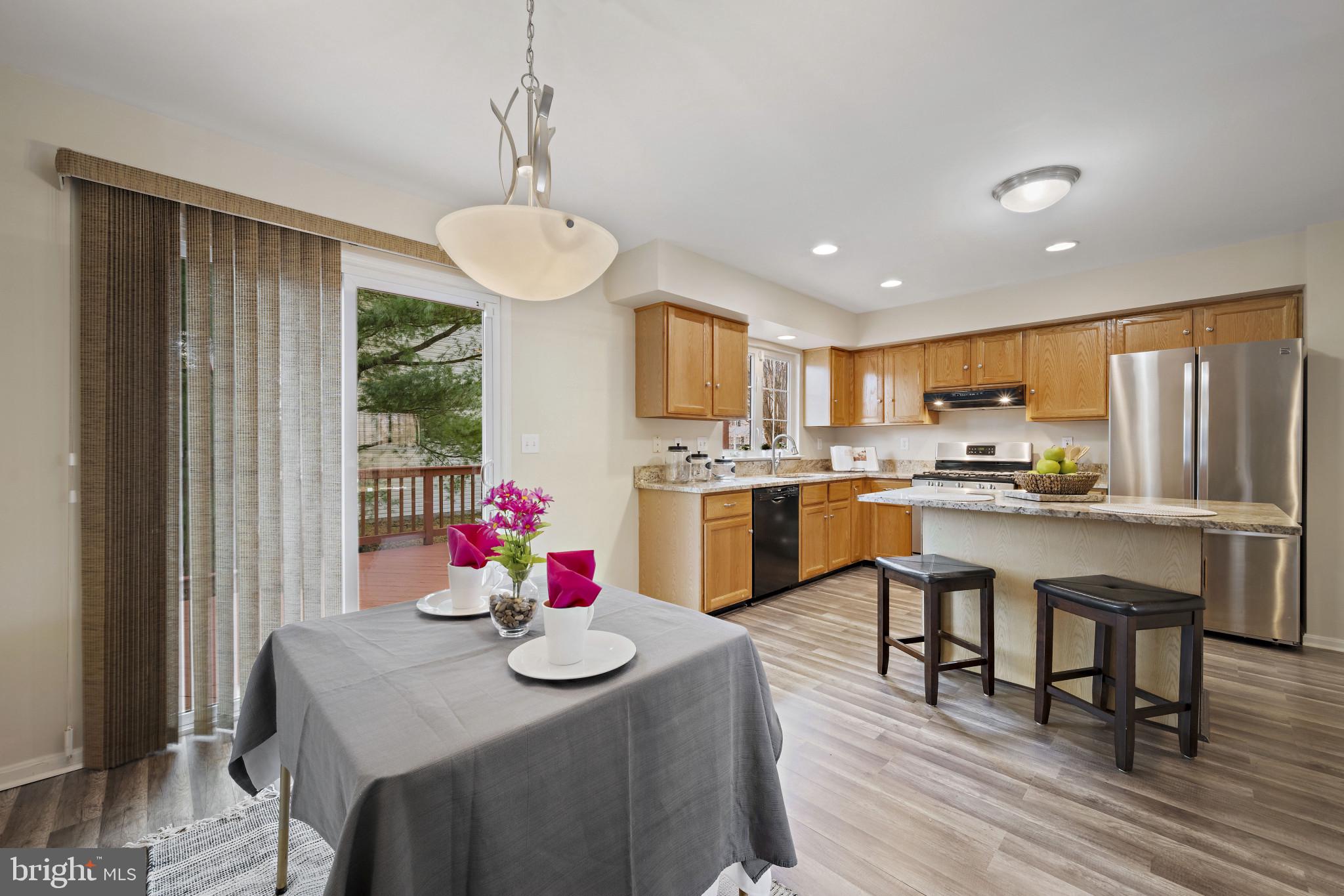 SUBURBIA - Residential