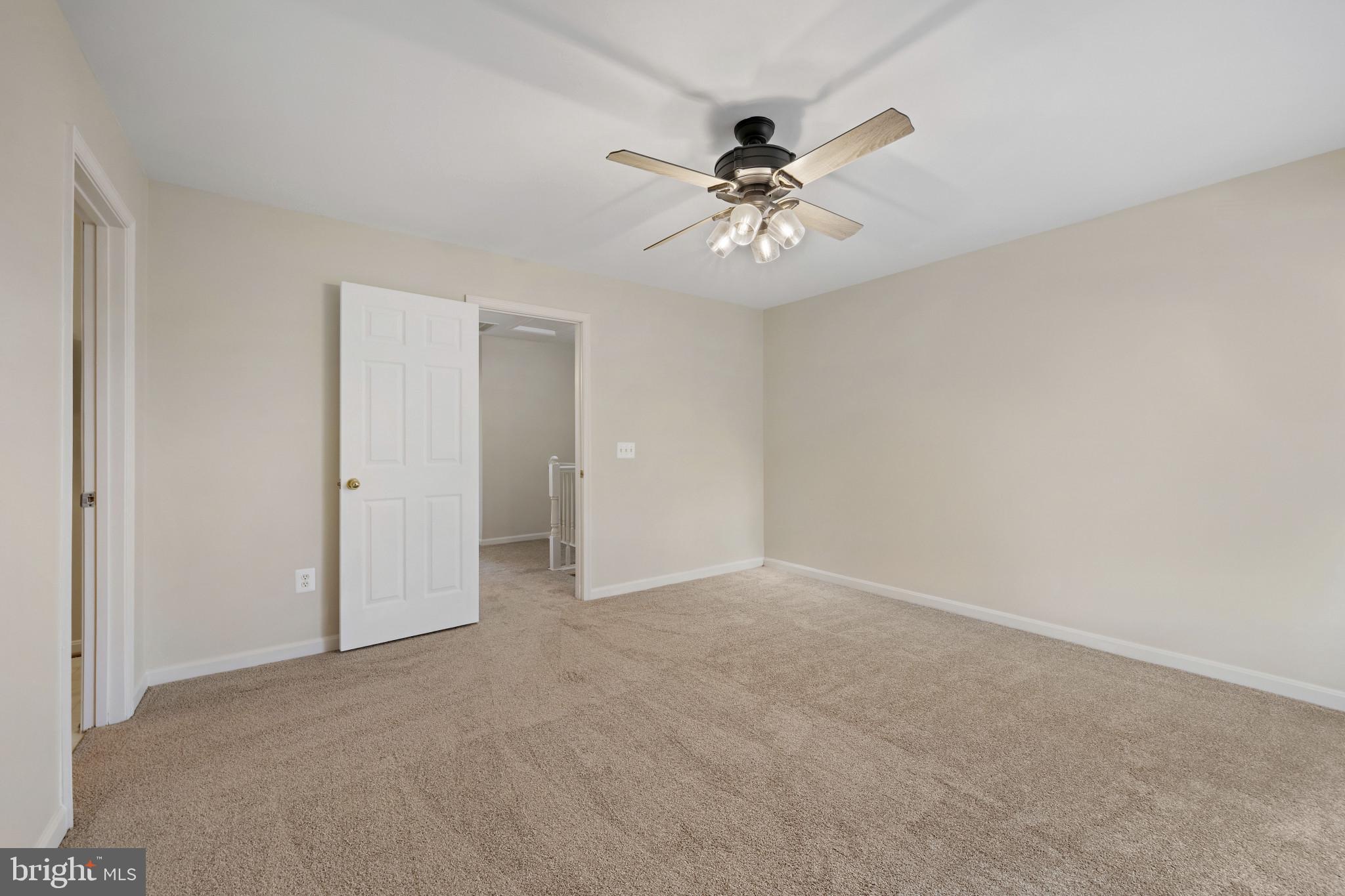 SUBURBIA - Residential