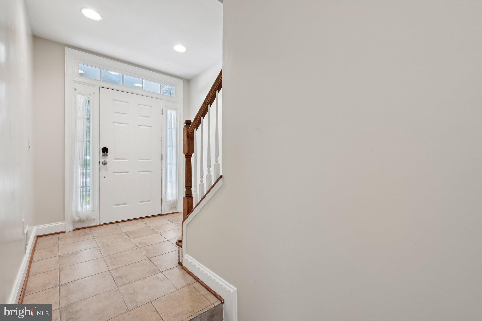 9606 SILKEN LEAF COURT