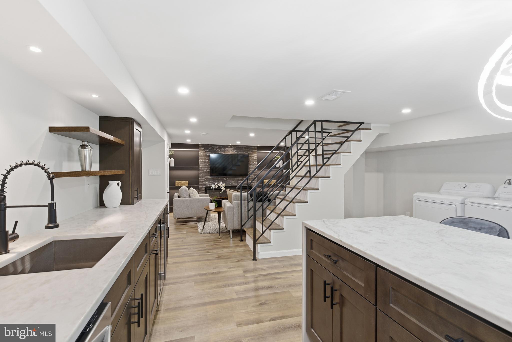 CHESNEY DOWNS - Residential